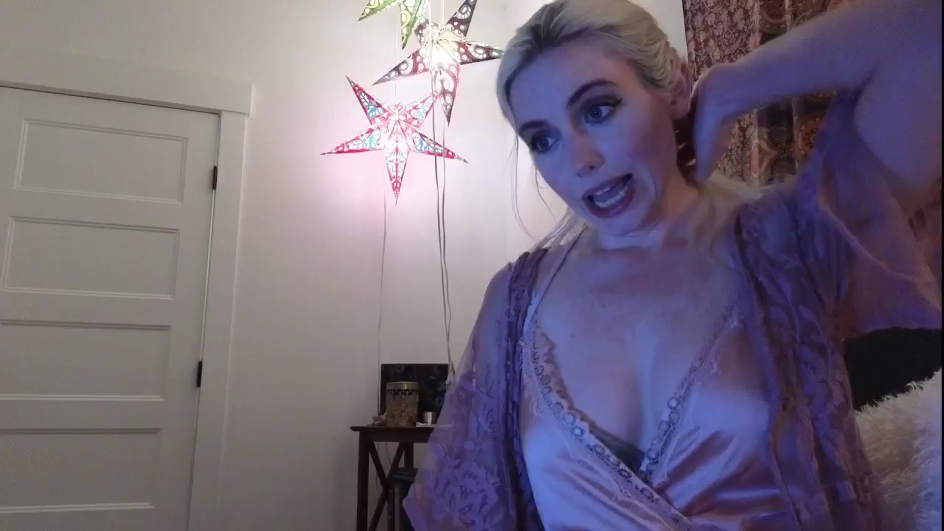 Gallery image thumbnail from GiaGeorge25's myfreecams stream on, 04/09/2025, 24:38 image 20 of 20