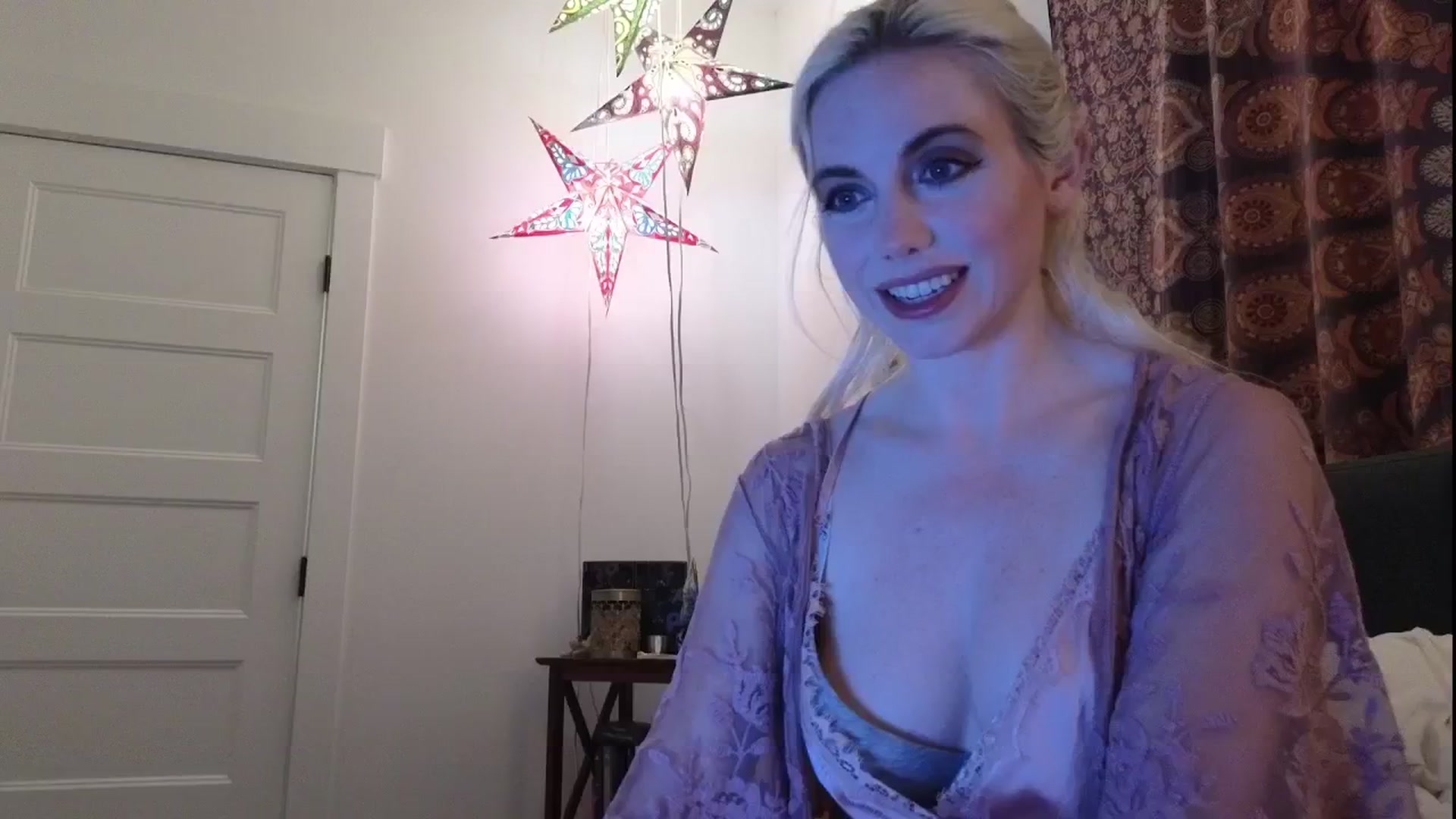 Gallery image thumbnail from GiaGeorge25's myfreecams stream on, 04/09/2025, 24:38 image 15 of 20