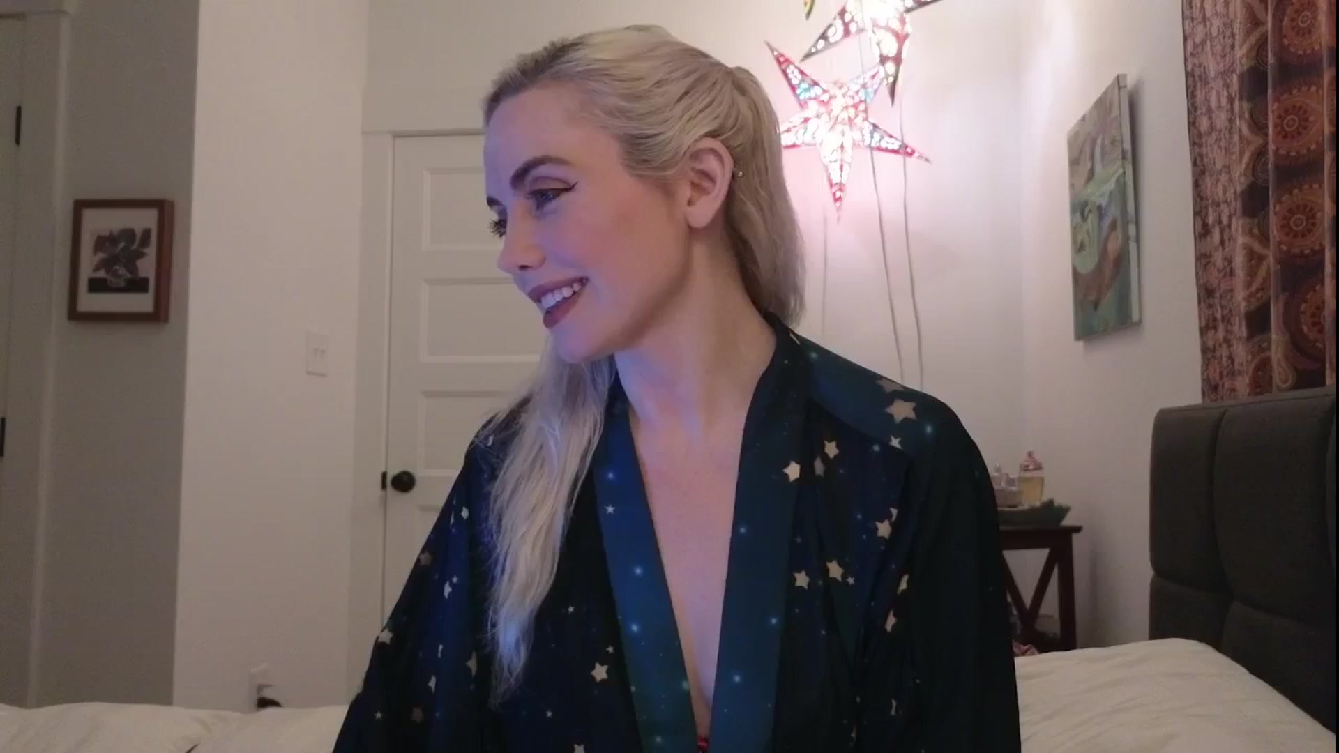 Gallery image thumbnail from GiaGeorge25's myfreecams stream on, 06/16/2025, 02:51 image 2 of 20