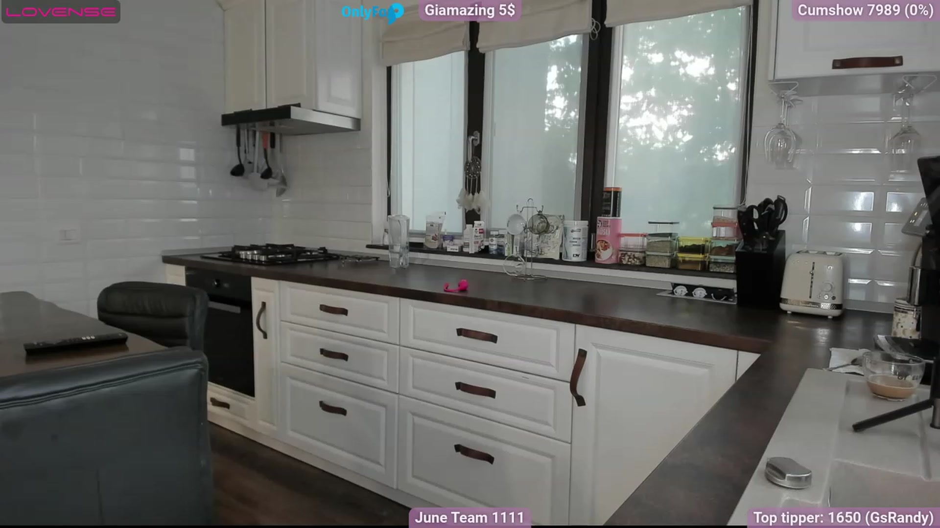 Gallery image thumbnail from GiaMazing's myfreecams stream on, 06/11/2023, 17:21 image 15 of 20