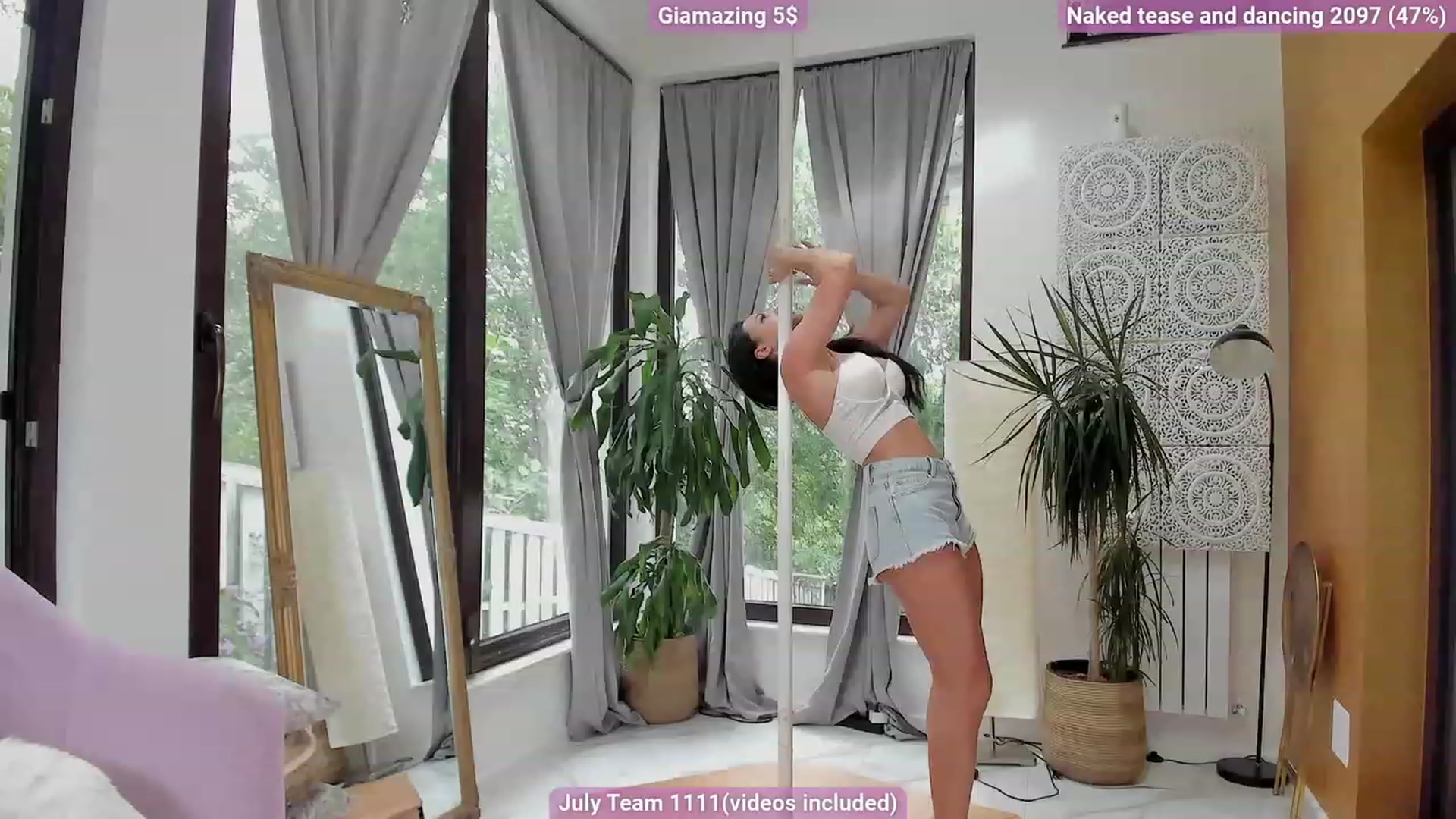Gallery image thumbnail from GiaMazing's myfreecams stream on, 07/27/2023, 13:29 image 7 of 20