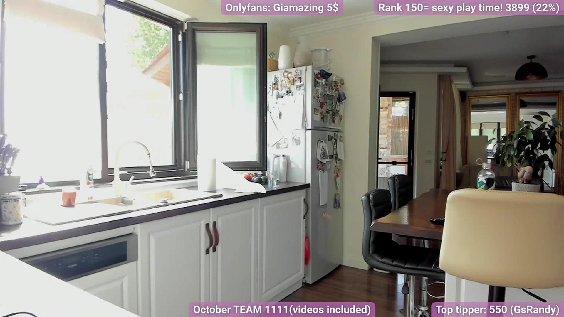 Gallery image thumbnail from GiaMazing's myfreecams stream on, 10/05/2023, 10:40 image 9 of 20