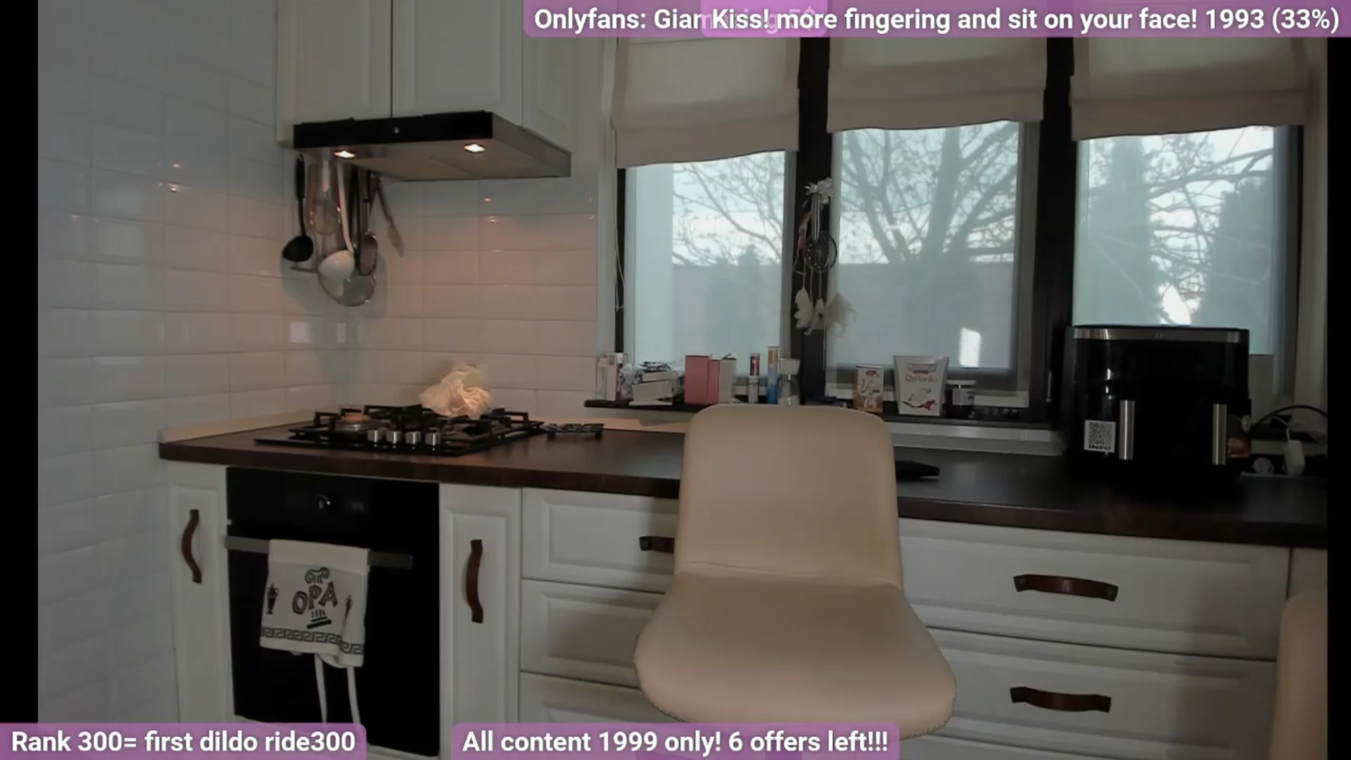 Gallery image thumbnail from GiaMazing's myfreecams stream on, 04/06/2024, 14:03 image 15 of 20
