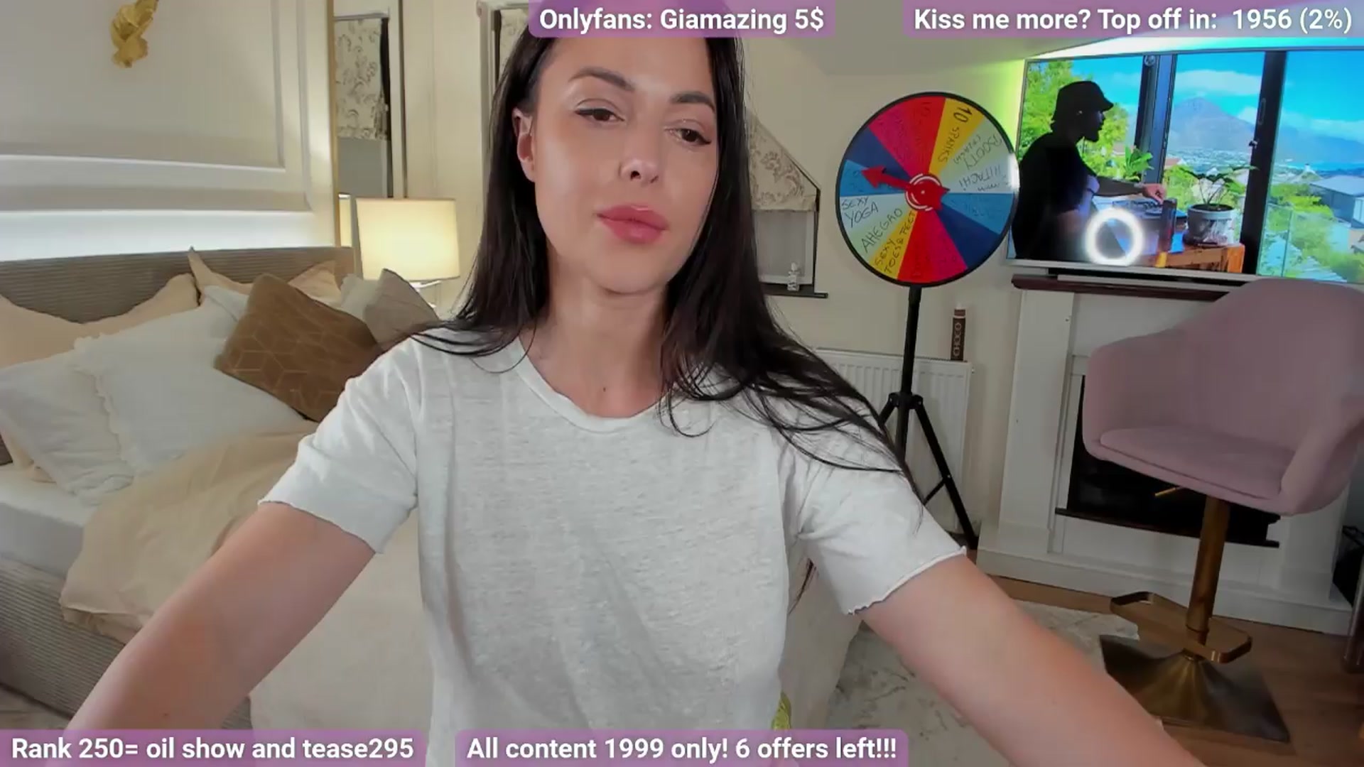 Gallery image thumbnail from GiaMazing's myfreecams stream on, 04/11/2024, 23:29 image 6 of 20