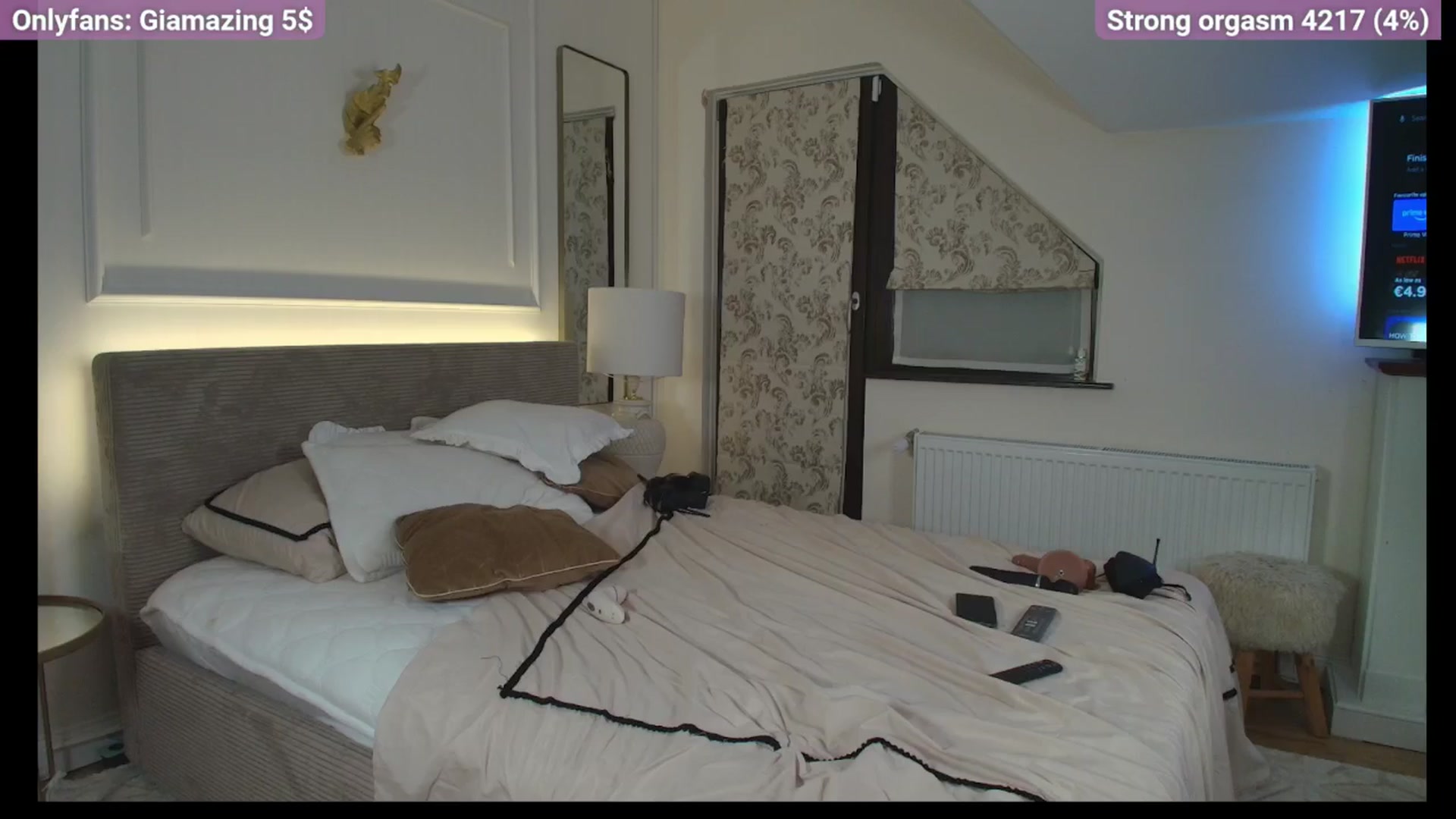Gallery image thumbnail from GiaMazing's myfreecams stream on, 10/05/2024, 17:38 image 17 of 20