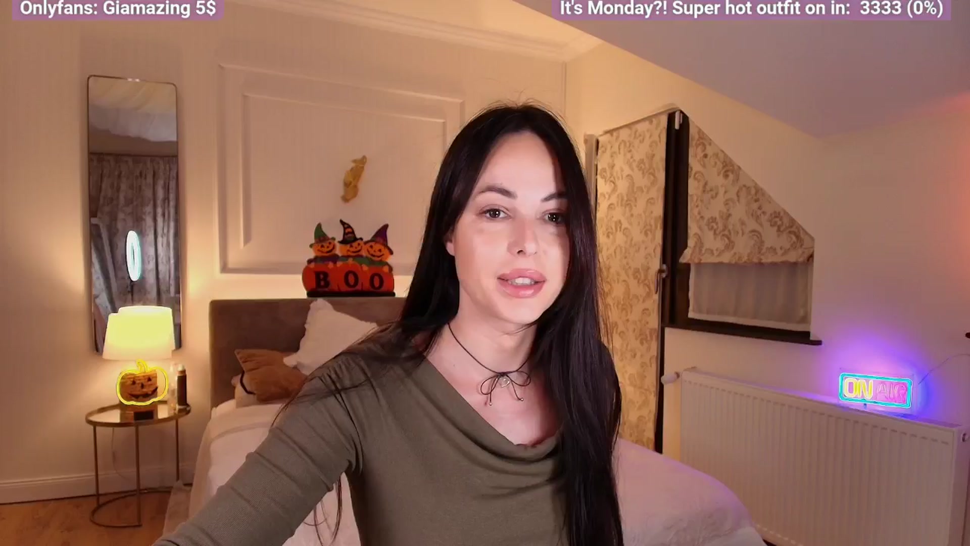Gallery image thumbnail from GiaMazing's myfreecams stream on, 10/28/2024, 22:41 image 1 of 20