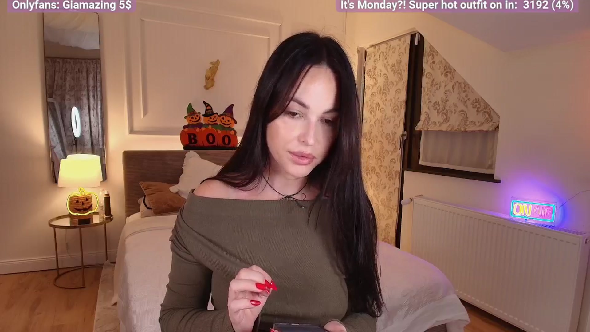 Gallery image thumbnail from GiaMazing's myfreecams stream on, 10/28/2024, 22:41 image 5 of 20