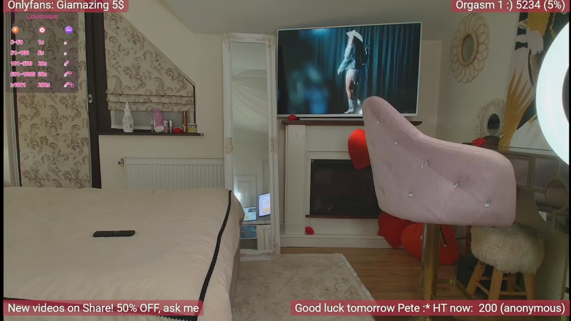 Gallery image thumbnail from GiaMazing's myfreecams stream on, 03/26/2025, 20:33 image 14 of 20