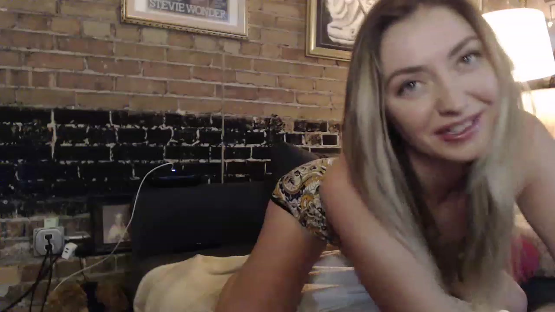 Gallery image thumbnail from GiaPeach's myfreecams stream on, 12/09/2022, 03:32 image 18 of 20