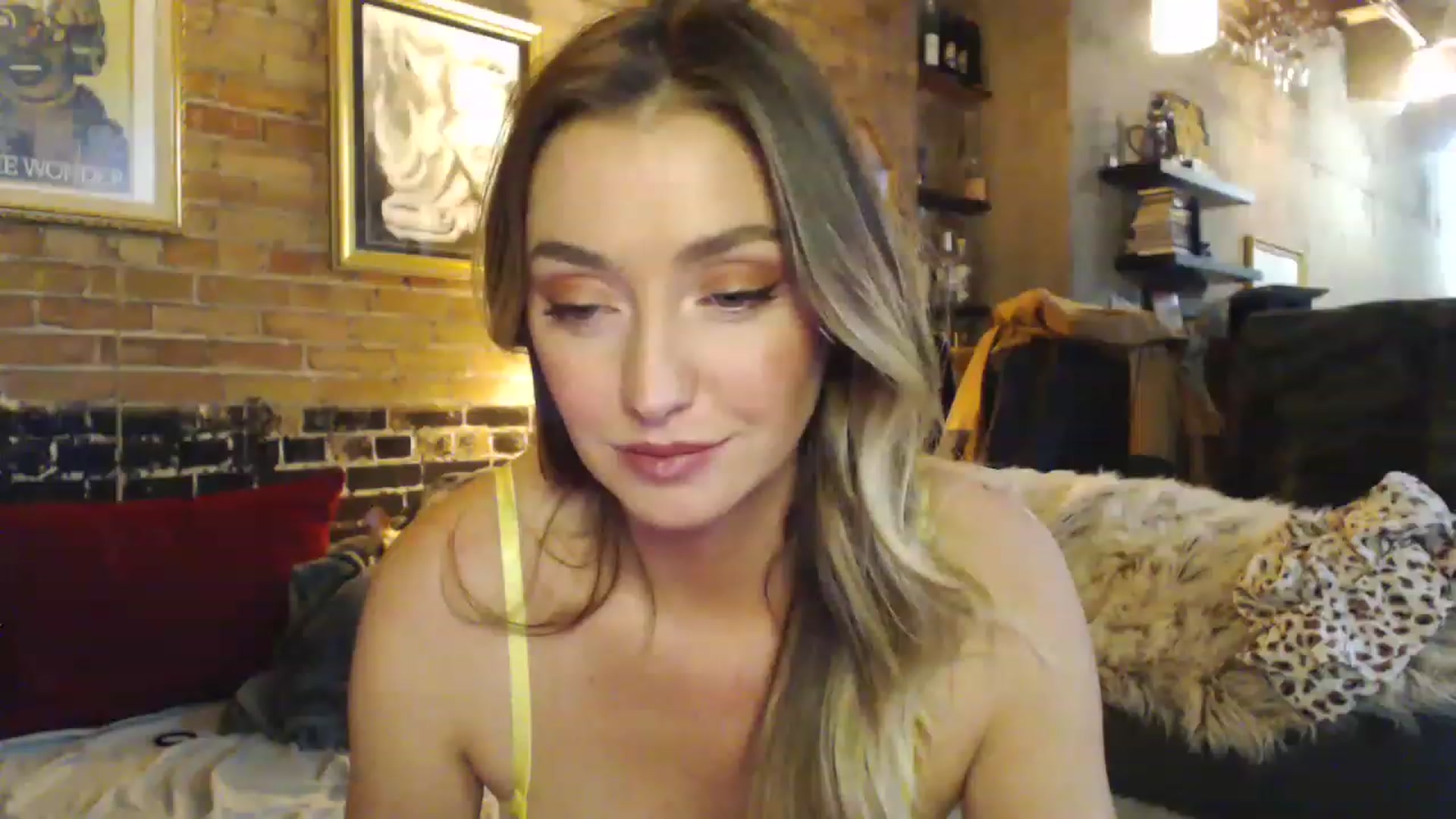 Gallery image thumbnail from GiaPeach's myfreecams stream on, 03/03/2023, 05:50 image 17 of 20