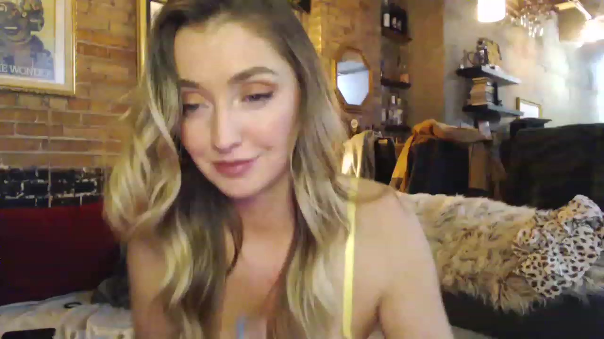 Gallery image thumbnail from GiaPeach's myfreecams stream on, 03/03/2023, 05:50 image 13 of 20