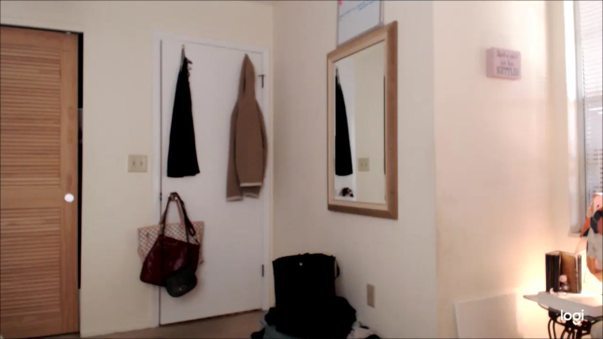 Gallery image thumbnail from GiaPeach's myfreecams stream on, 03/26/2025, 19:25 image 16 of 20