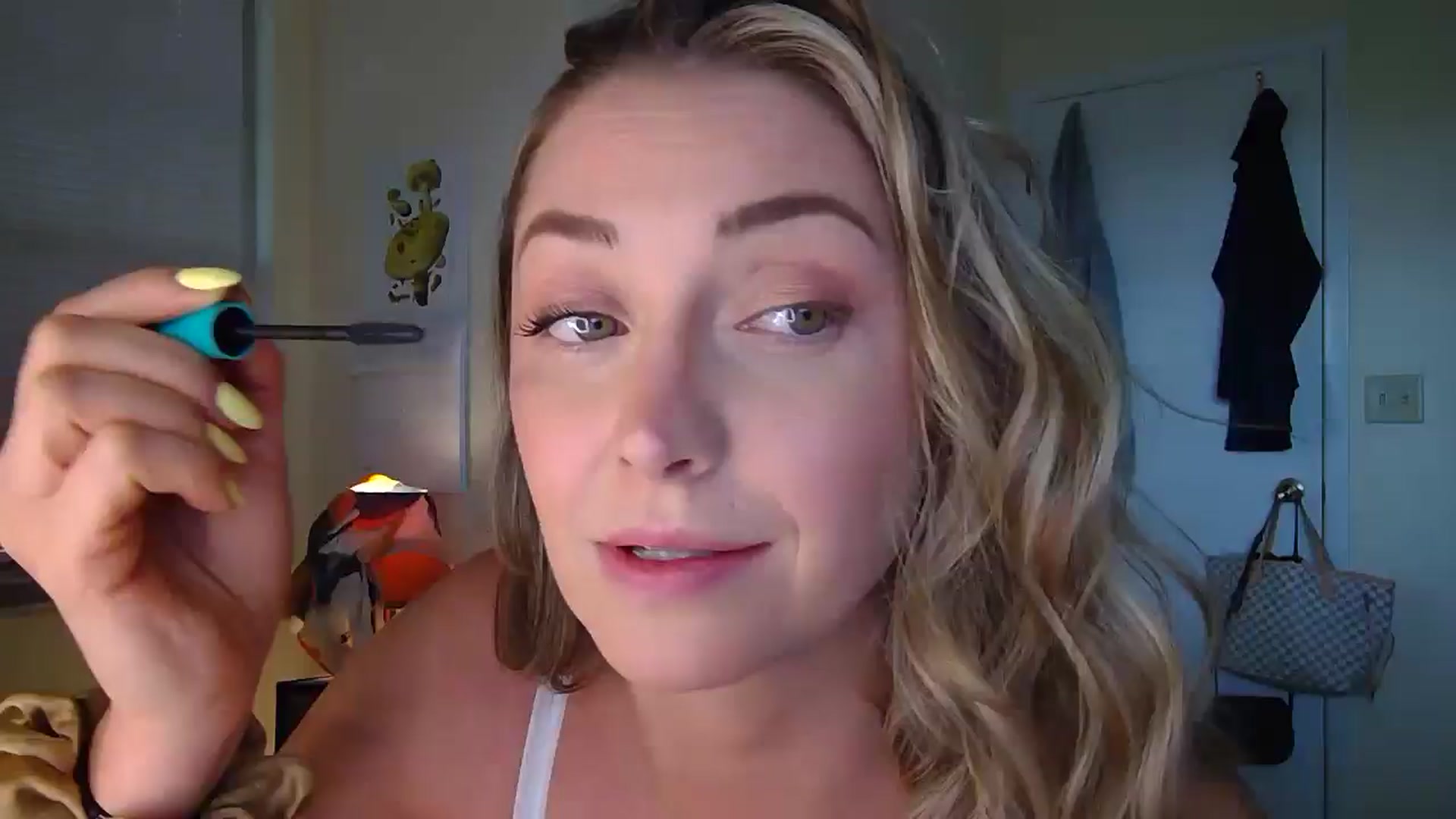 Gallery image thumbnail from GiaPeach's myfreecams stream on, 06/12/2025, 23:20 image 1 of 20
