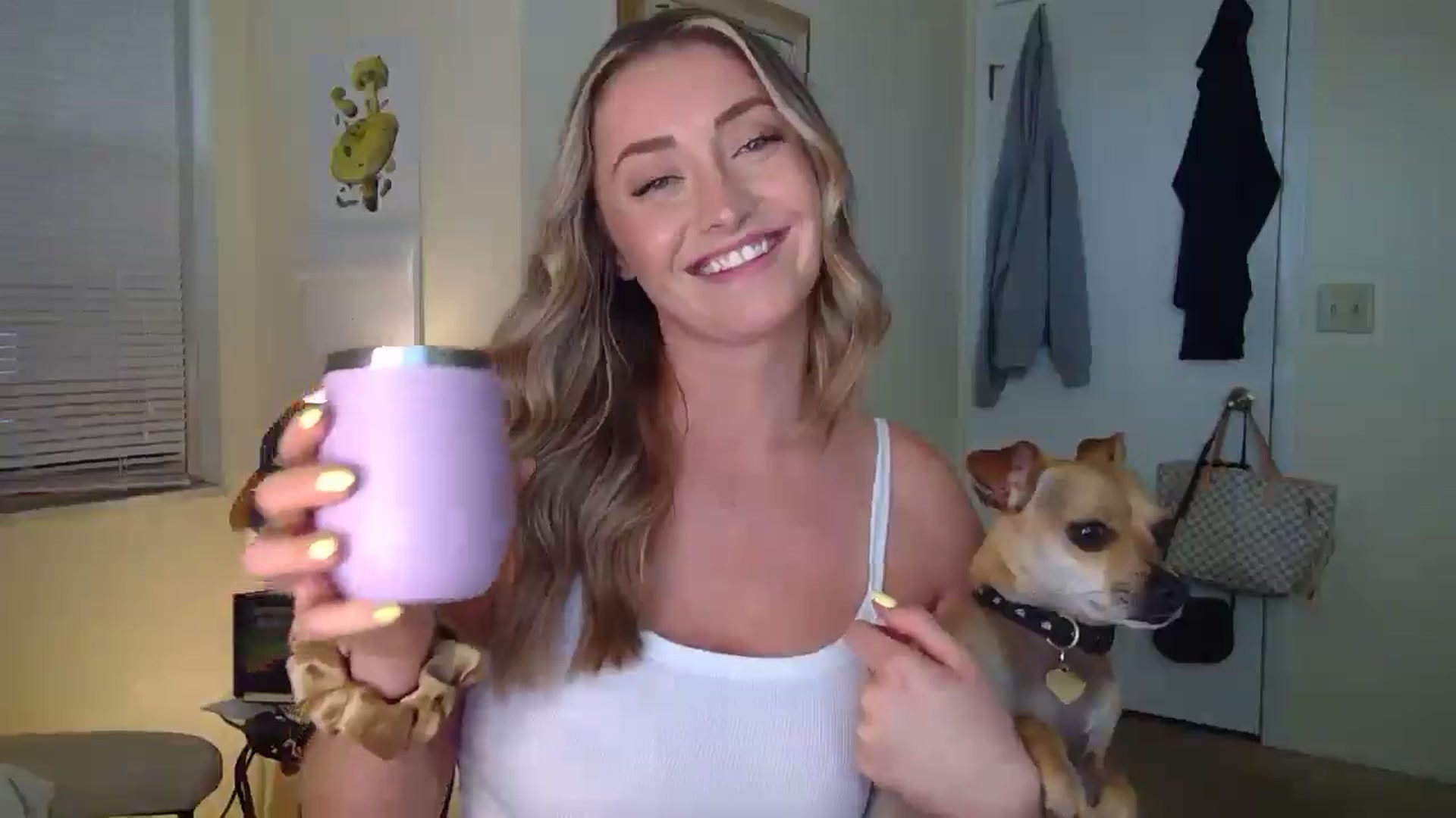 Gallery image thumbnail from GiaPeach's myfreecams stream on, 06/12/2025, 23:20 image 15 of 20