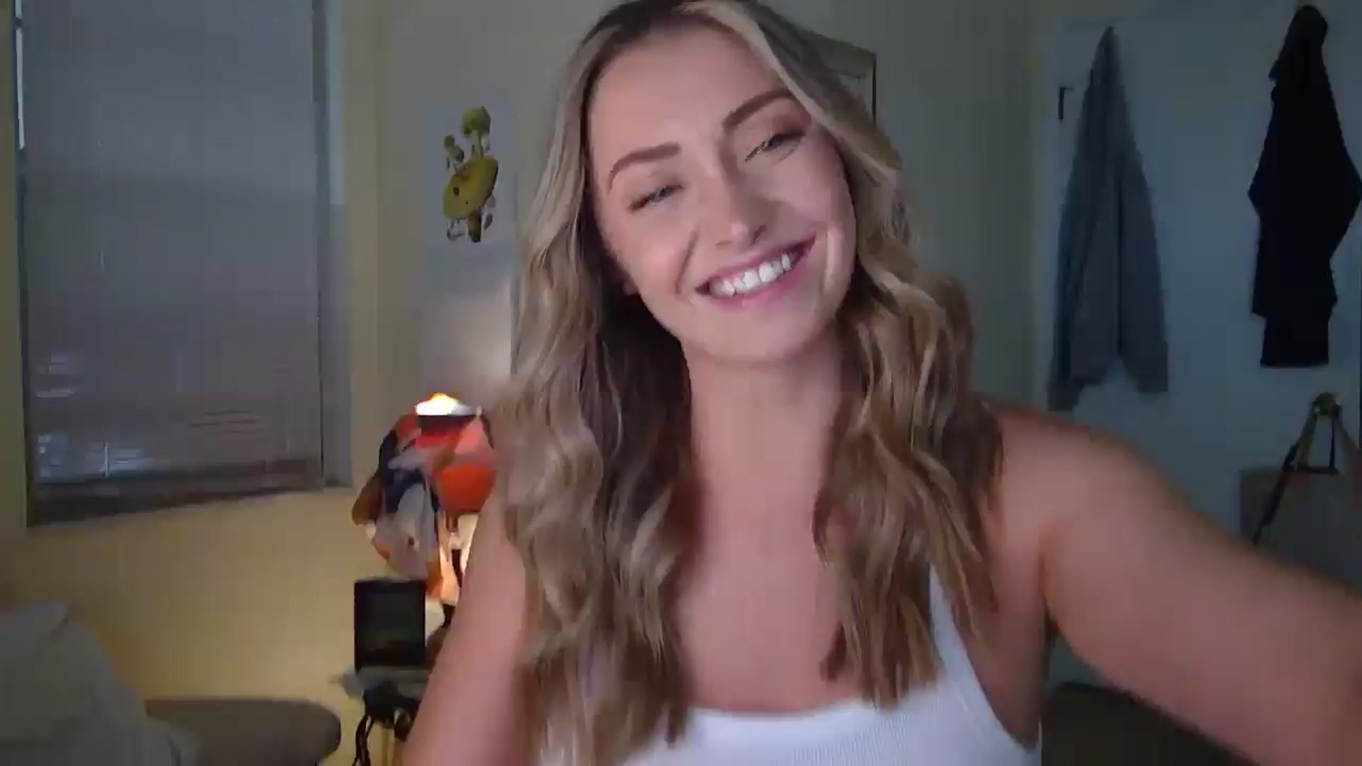 Gallery image thumbnail from GiaPeach's myfreecams stream on, 06/12/2025, 23:20 image 13 of 20
