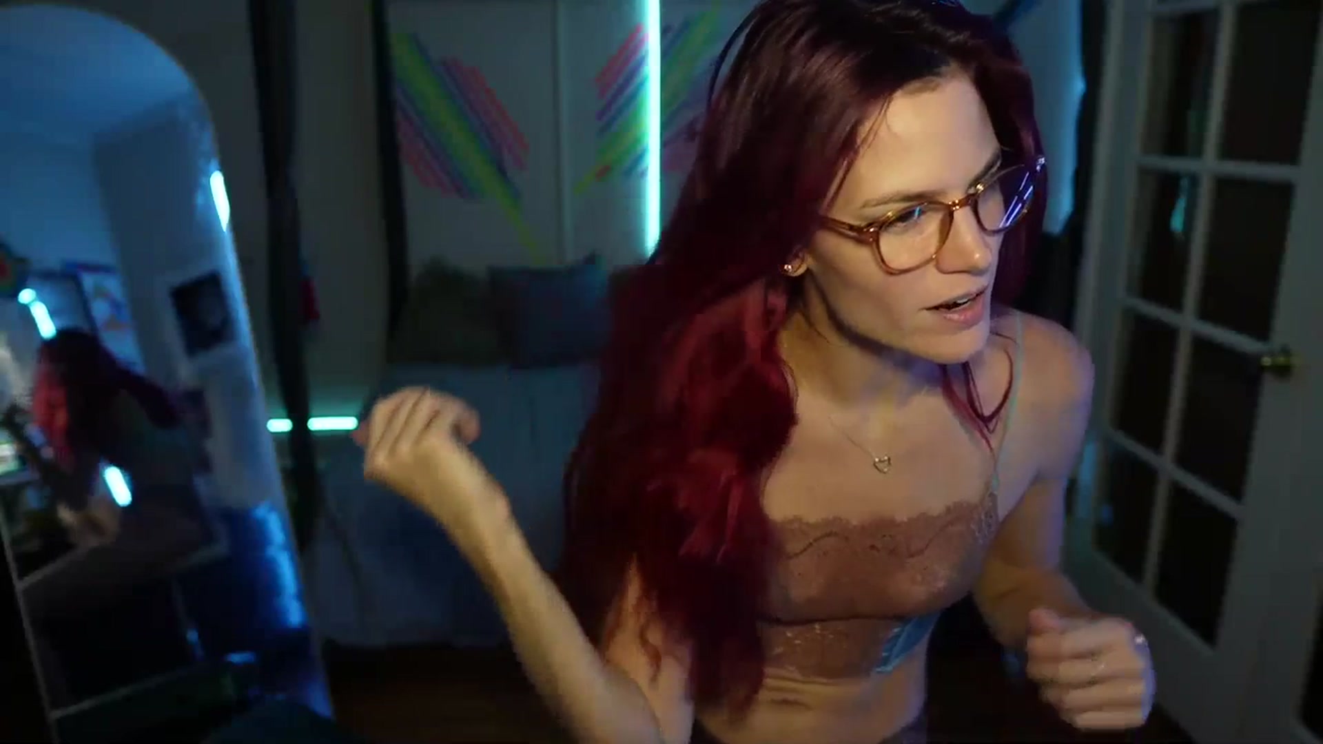Gallery image thumbnail from Gia_12yrsMFC's myfreecams stream on, 10/01/2023, 23:42 image 16 of 20