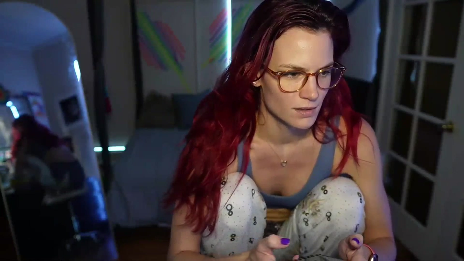 Gallery image thumbnail from Gia_12yrsMFC's myfreecams stream on, 10/01/2023, 23:42 image 9 of 20