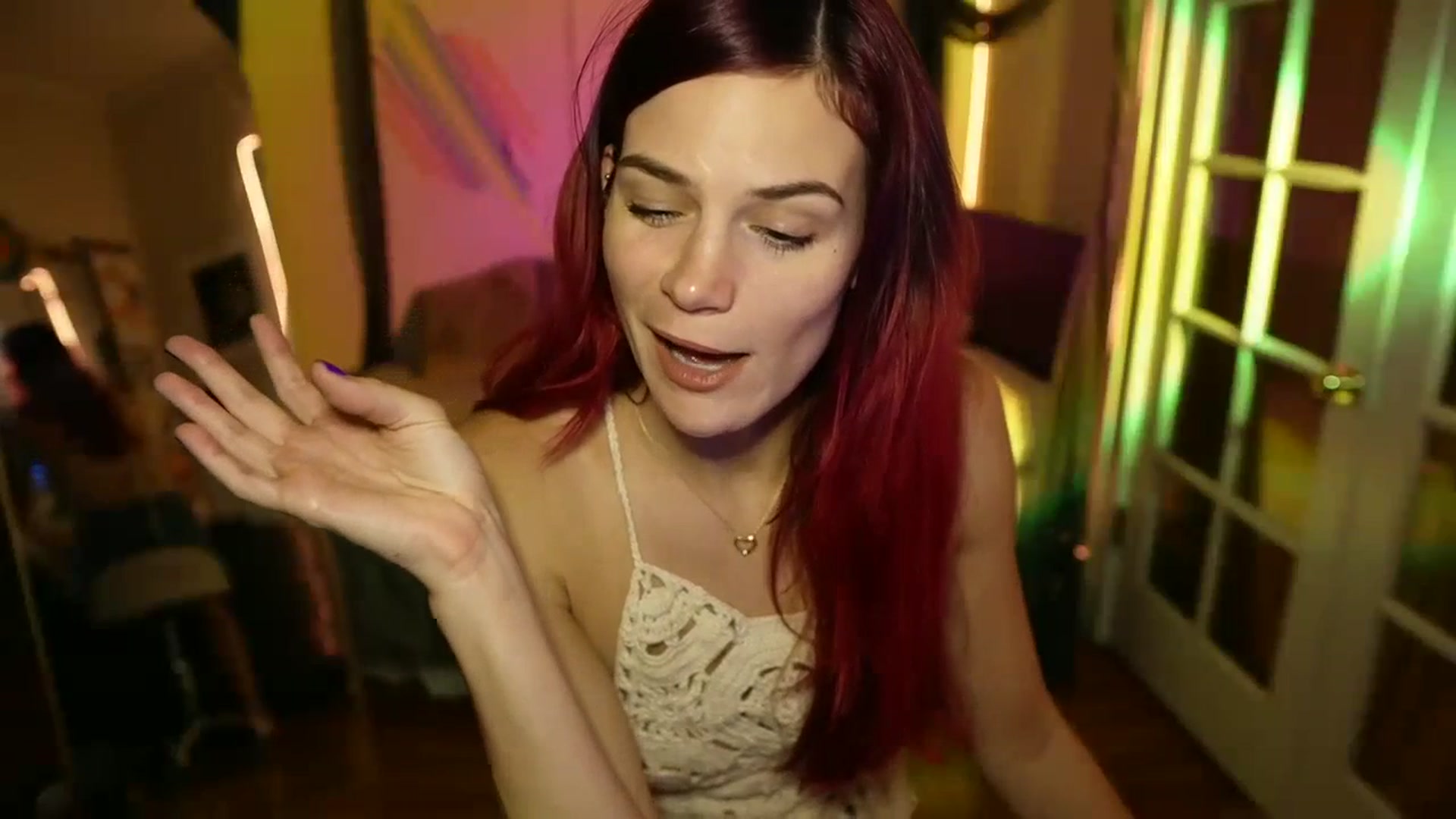 Gallery image thumbnail from Gia_12yrsMFC's myfreecams stream on, 10/03/2023, 24:00 image 4 of 20