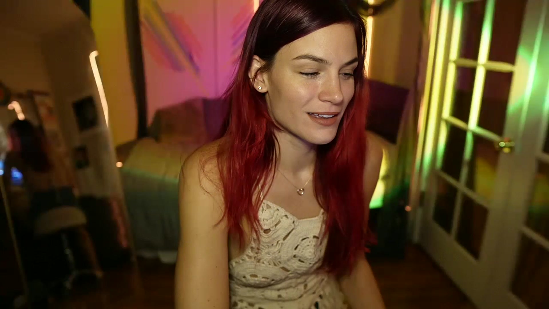 Gallery image thumbnail from Gia_12yrsMFC's myfreecams stream on, 10/03/2023, 24:00 image 2 of 20