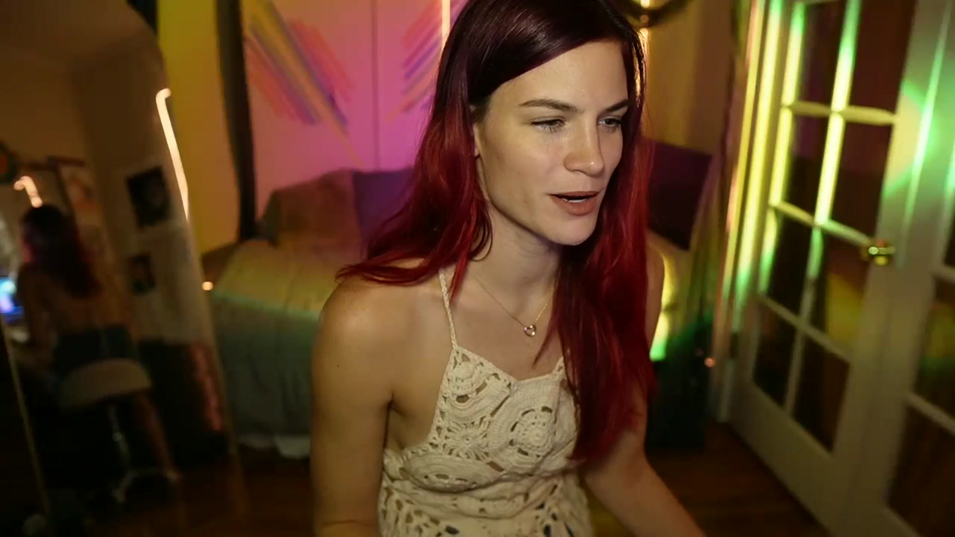 Gallery image thumbnail from Gia_12yrsMFC's myfreecams stream on, 10/03/2023, 24:00 image 10 of 20