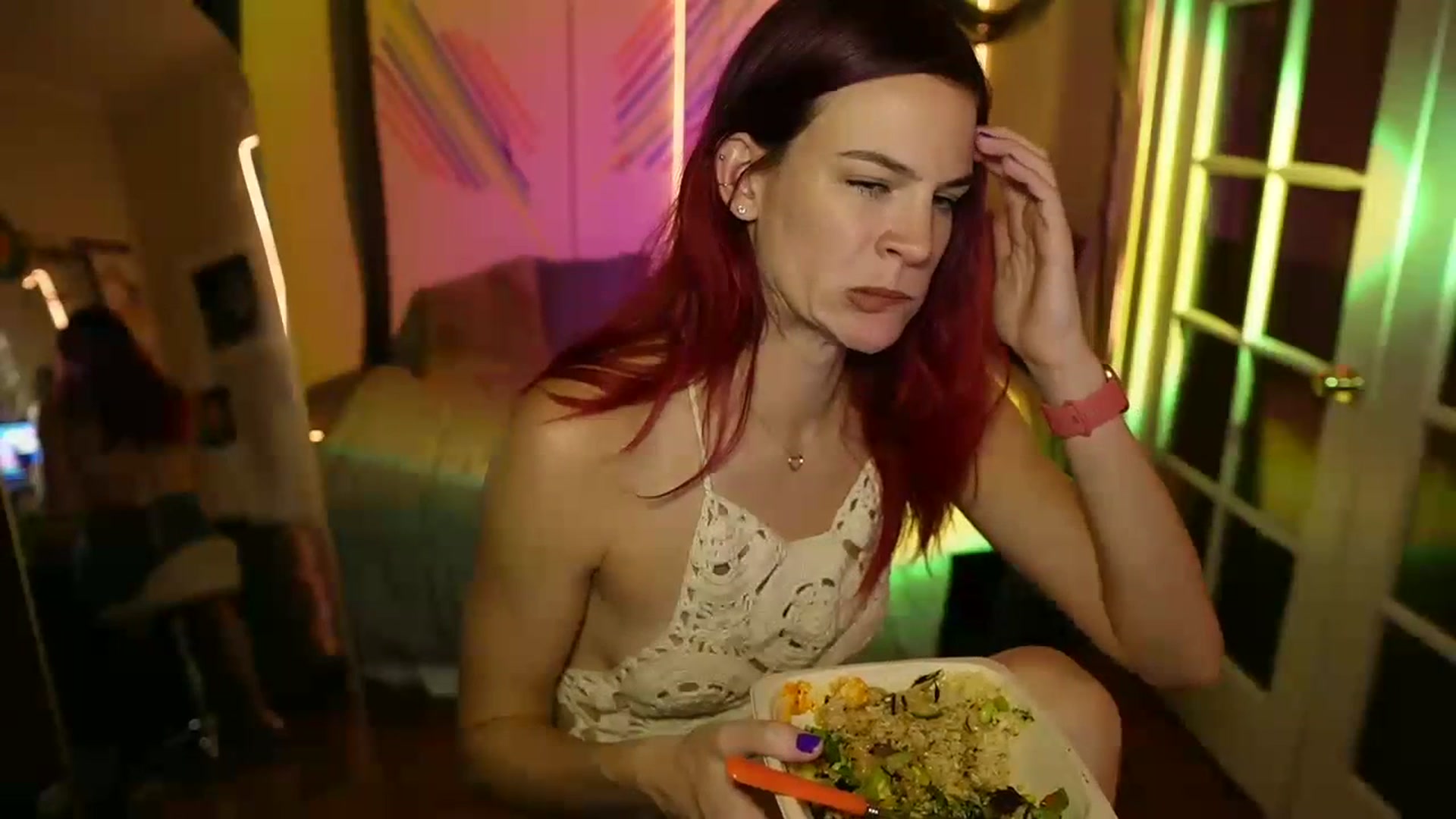 Gallery image thumbnail from Gia_12yrsMFC's myfreecams stream on, 10/03/2023, 01:20 image 3 of 20