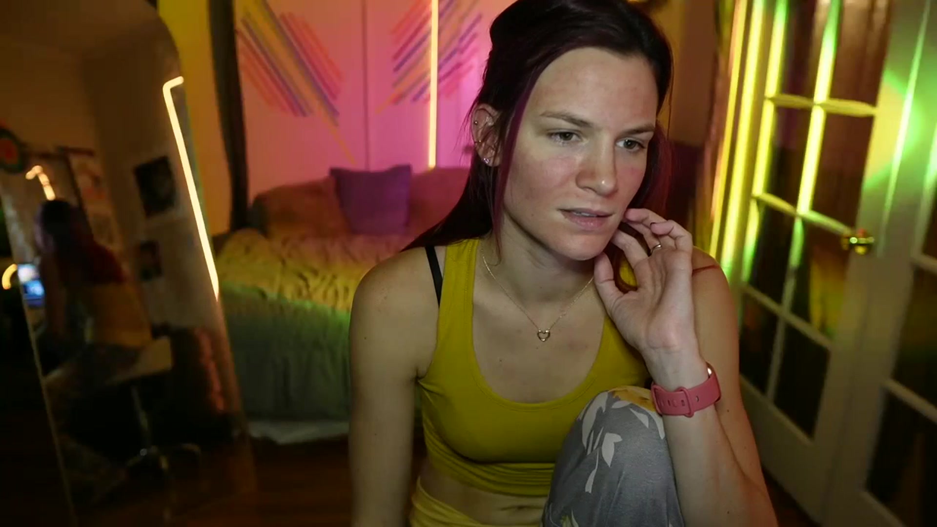 Gallery image thumbnail from Gia_12yrsMFC's myfreecams stream on, 10/05/2023, 24:18 image 11 of 20