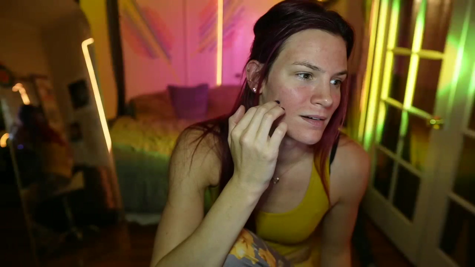 Gallery image thumbnail from Gia_12yrsMFC's myfreecams stream on, 10/05/2023, 24:18 image 15 of 20