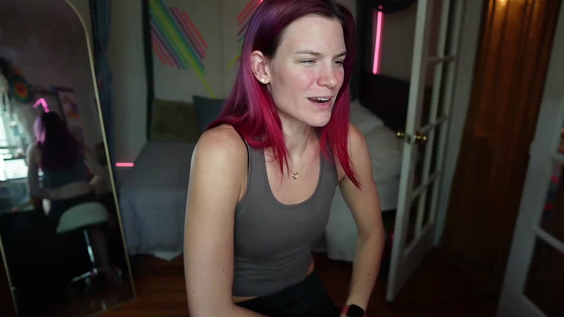 Gallery image thumbnail from Gia_12yrsMFC's myfreecams stream on, 10/05/2023, 19:43 image 12 of 20