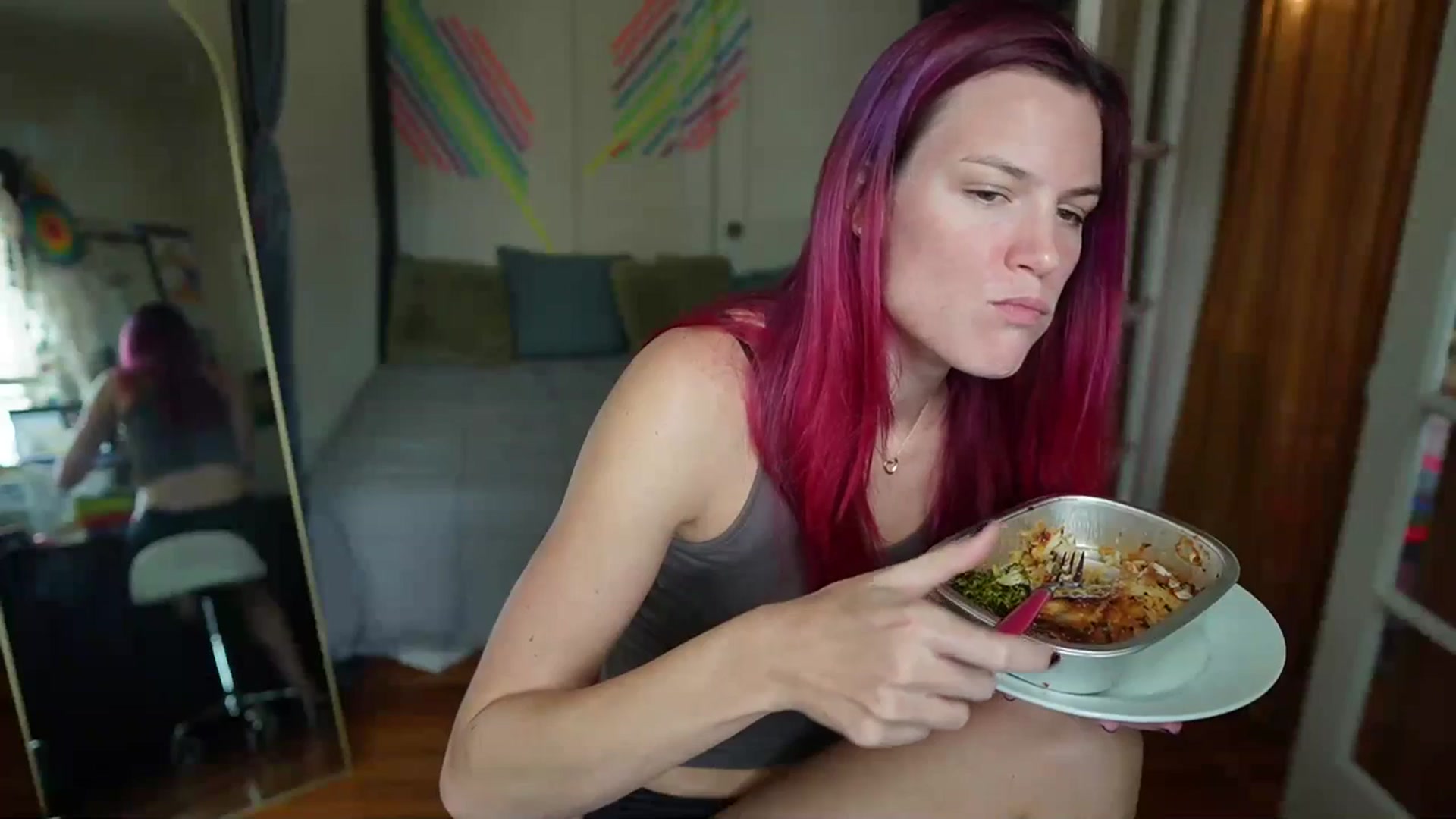 Gallery image thumbnail from Gia_12yrsMFC's myfreecams stream on, 10/05/2023, 19:43 image 3 of 20