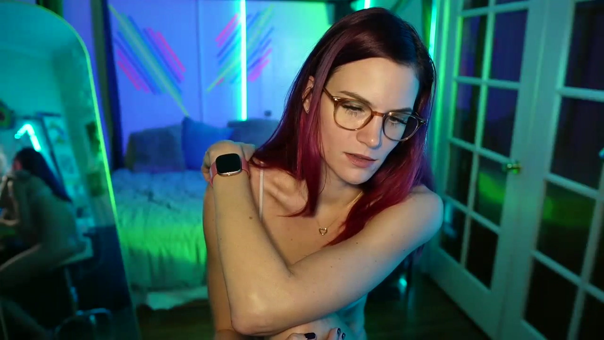 Gallery image thumbnail from Gia_12yrsMFC's myfreecams stream on, 10/08/2023, 01:16 image 14 of 20