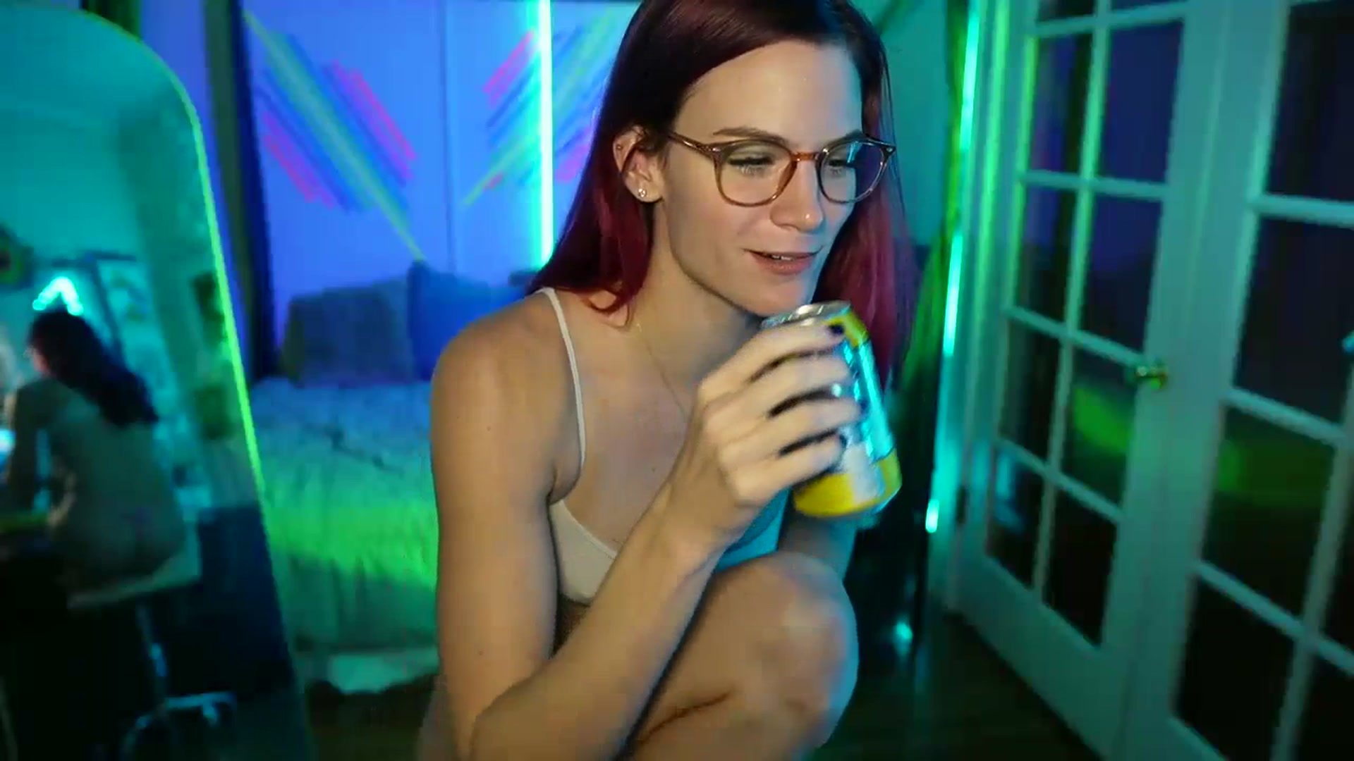 Gallery image thumbnail from Gia_12yrsMFC's myfreecams stream on, 10/08/2023, 01:53 image 2 of 20