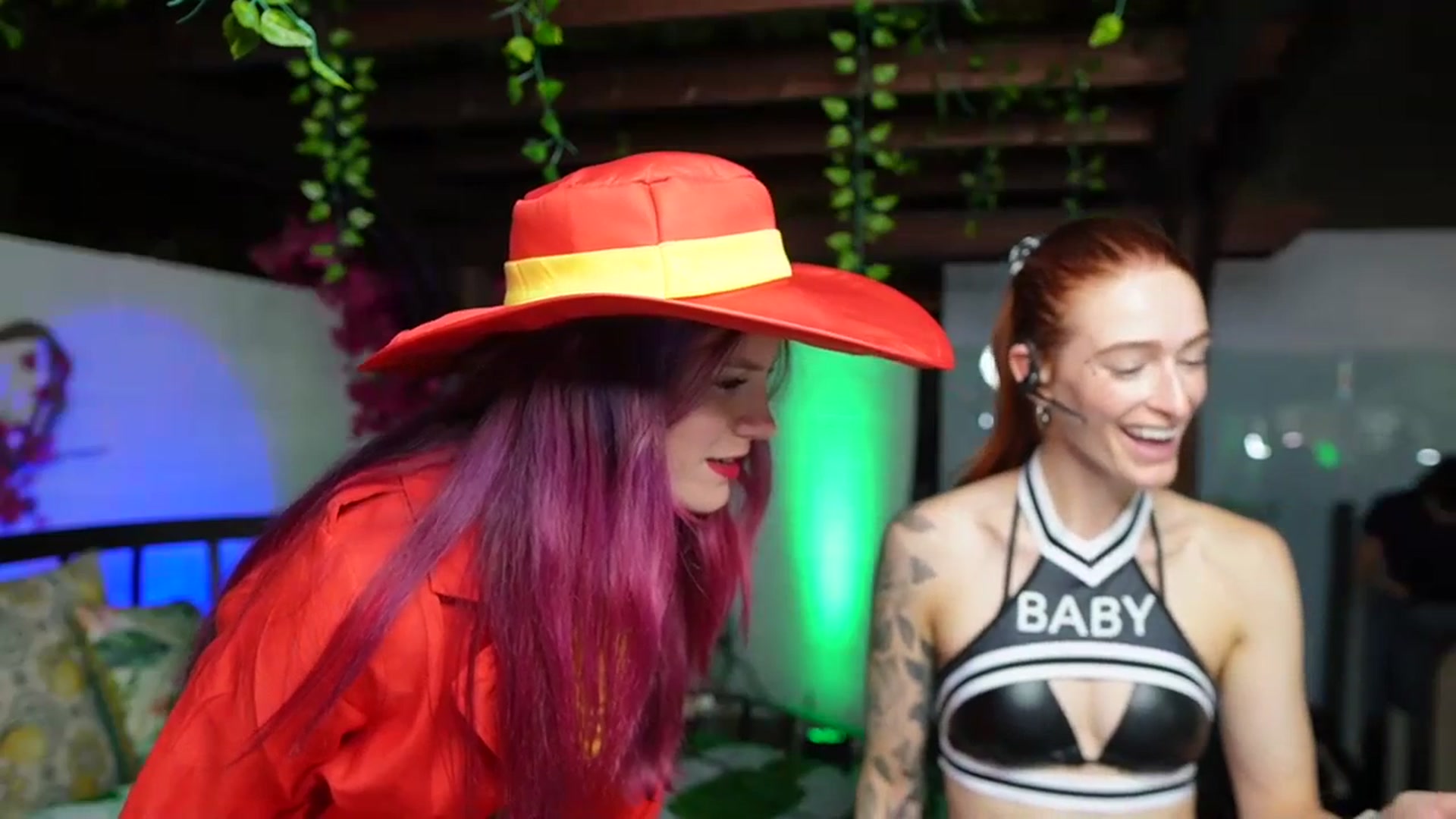 Gallery image thumbnail from Gia_12yrsMFC's myfreecams stream on, 10/10/2023, 01:57 image 9 of 20