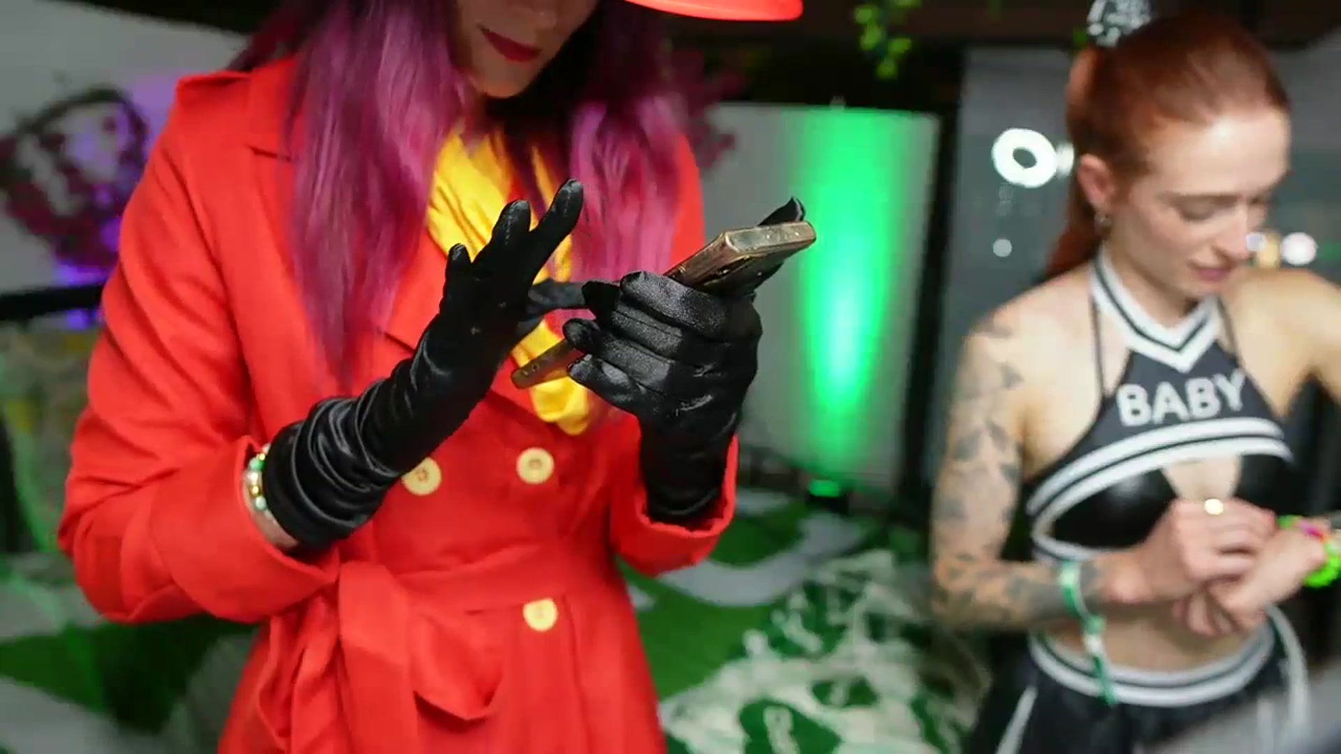Gallery image thumbnail from Gia_12yrsMFC's myfreecams stream on, 10/10/2023, 02:47 image 6 of 20