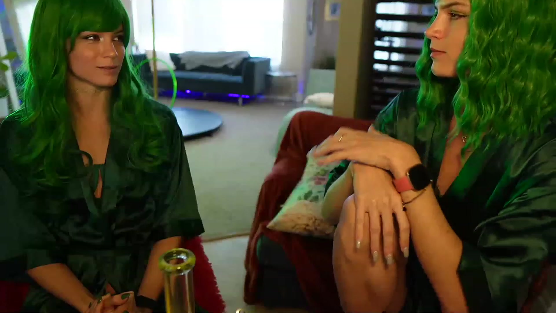 Gallery image thumbnail from Gia_420's myfreecams stream on, 04/20/2023, 22:33 image 4 of 20