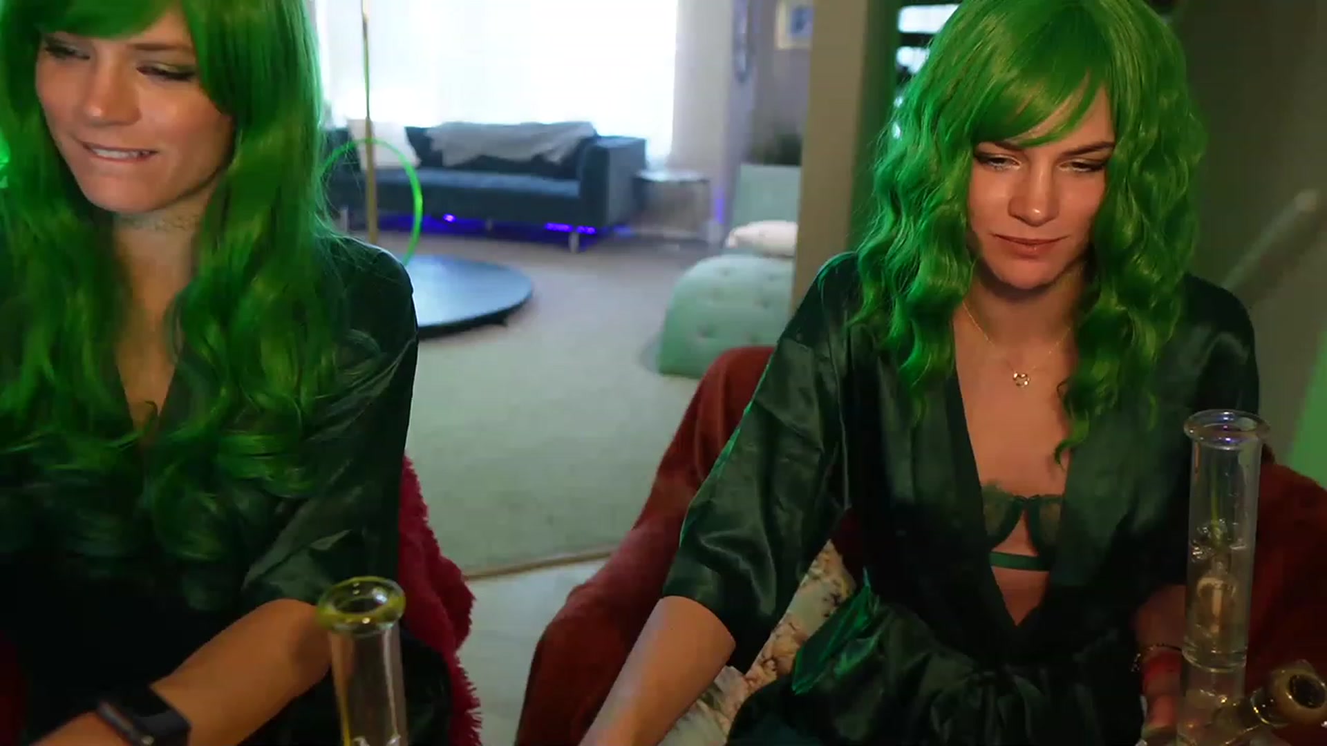 Gallery image thumbnail from Gia_420's myfreecams stream on, 04/20/2023, 22:33 image 1 of 20