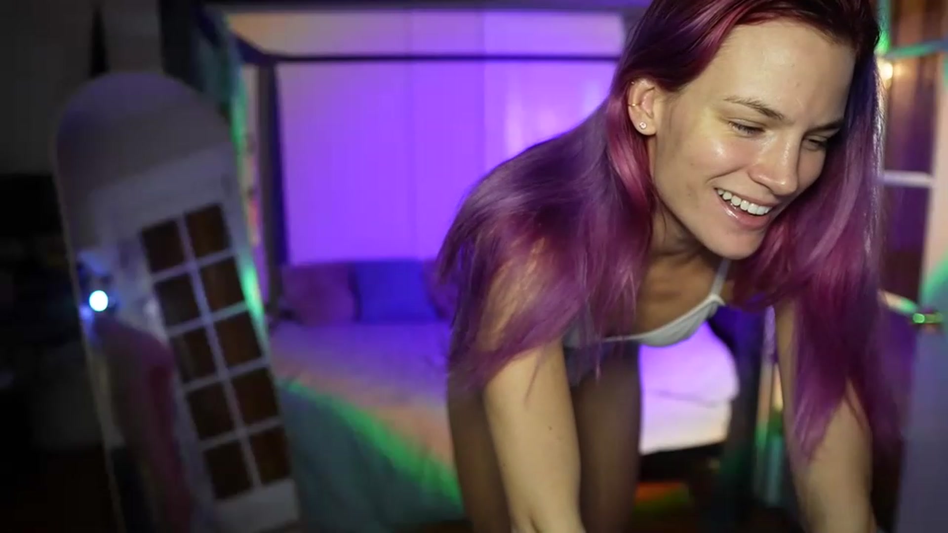 Gallery image thumbnail from Gia_Bday's myfreecams stream on, 08/20/2023, 23:03 image 7 of 20