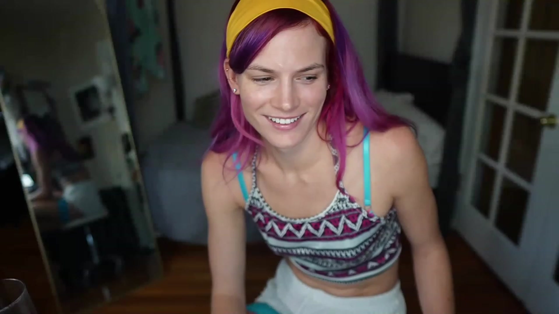 Gallery image thumbnail from Gia_Bday's myfreecams stream on, 08/21/2023, 23:48 image 10 of 20