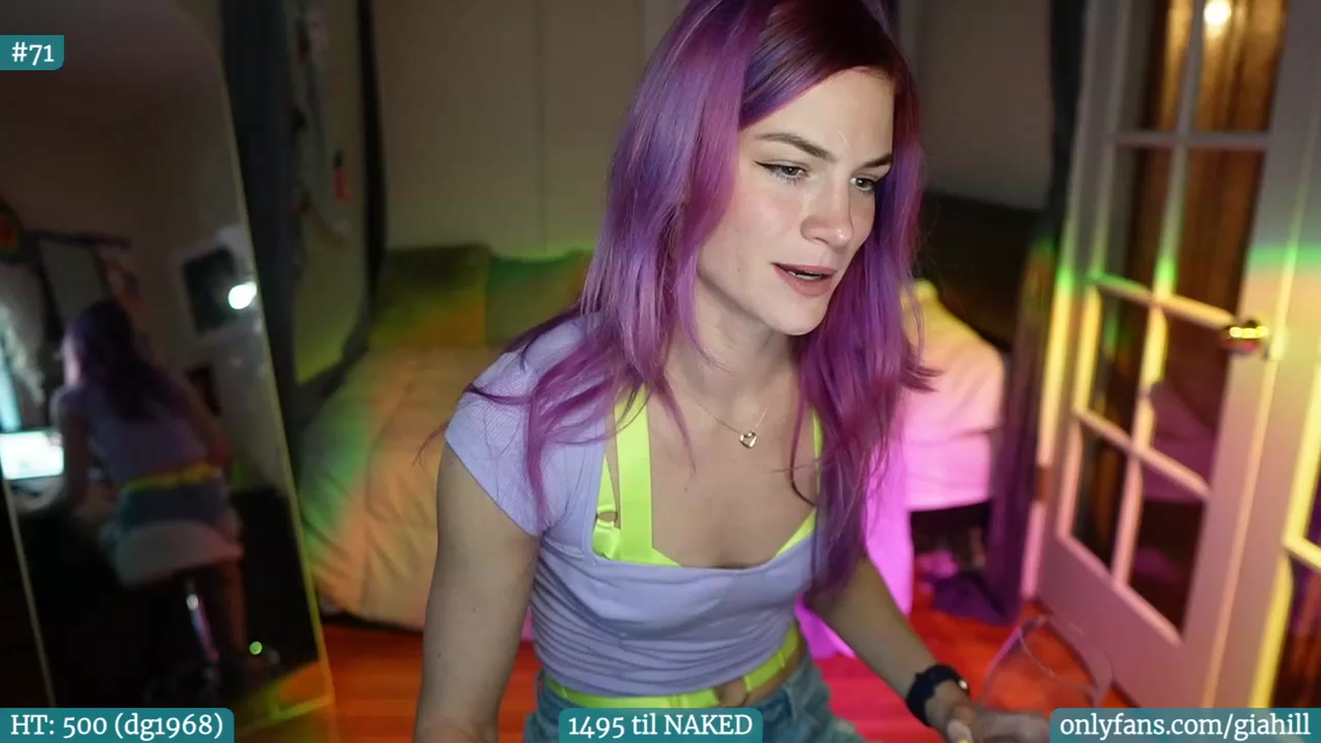 Gallery image thumbnail from Gia_Bday's myfreecams stream on, 08/25/2023, 23:04 image 17 of 20