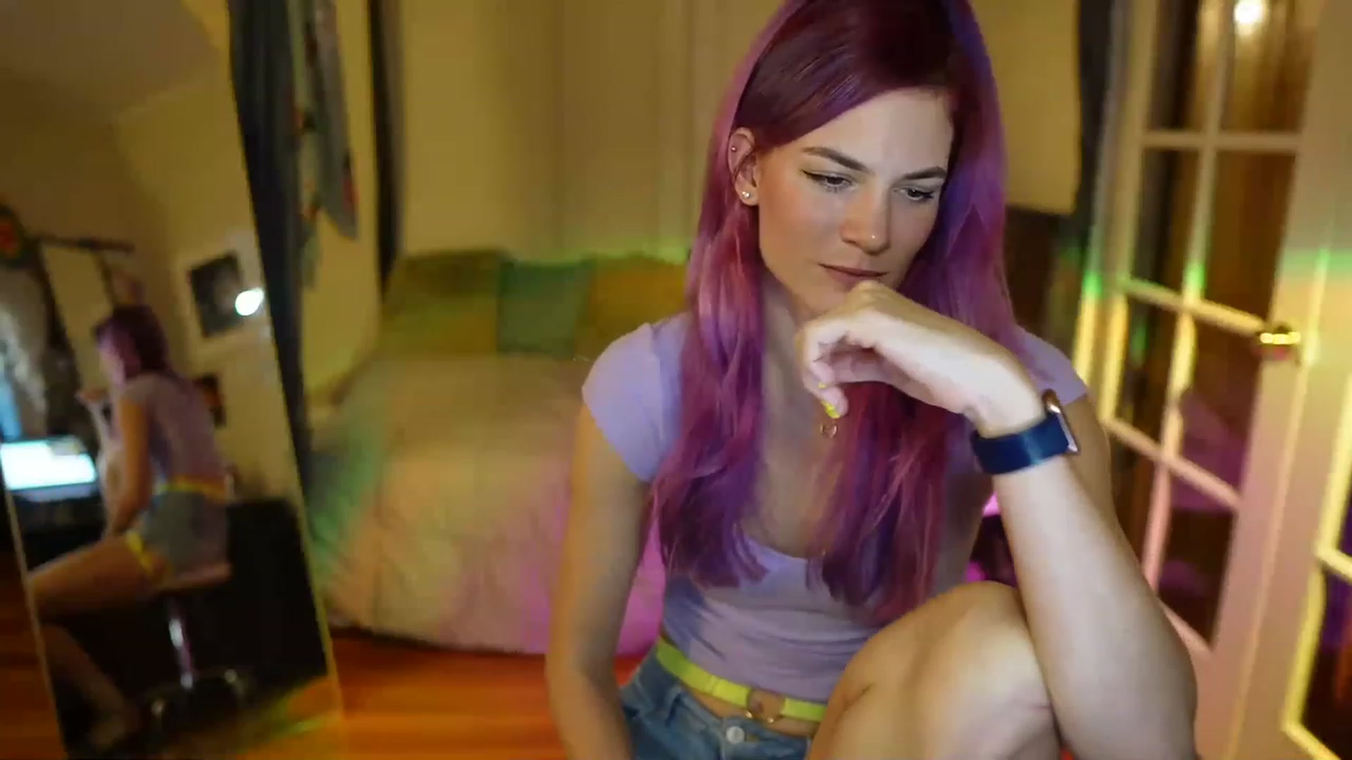 Gallery image thumbnail from Gia_Bday's myfreecams stream on, 08/25/2023, 23:57 image 9 of 20