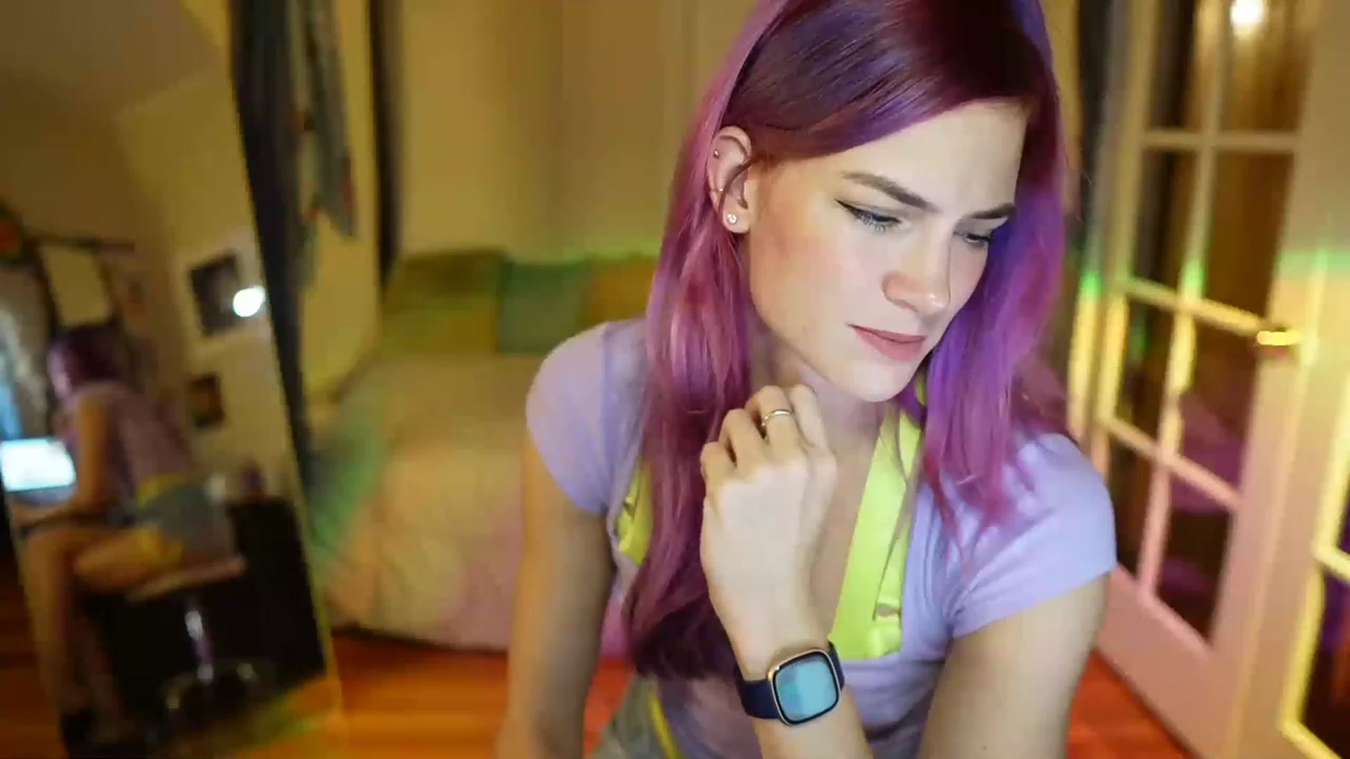 Gallery image thumbnail from Gia_Bday's myfreecams stream on, 08/25/2023, 23:57 image 11 of 20