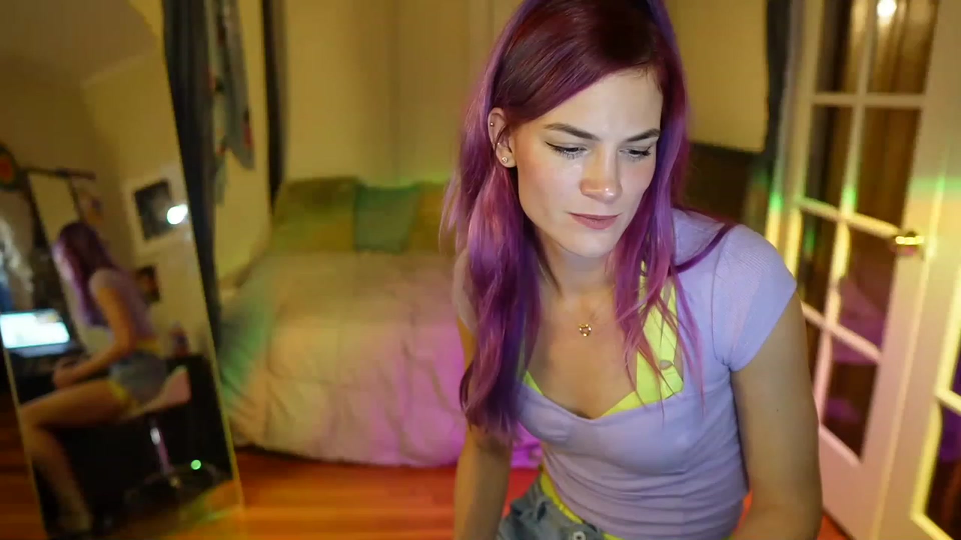 Gallery image thumbnail from Gia_Bday's myfreecams stream on, 08/26/2023, 24:41 image 2 of 20