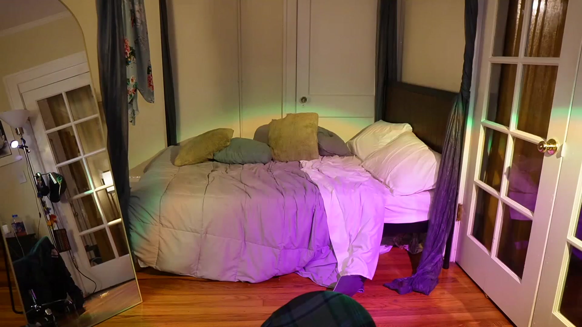 Gallery image thumbnail from Gia_Bday's myfreecams stream on, 08/26/2023, 03:07 image 13 of 20