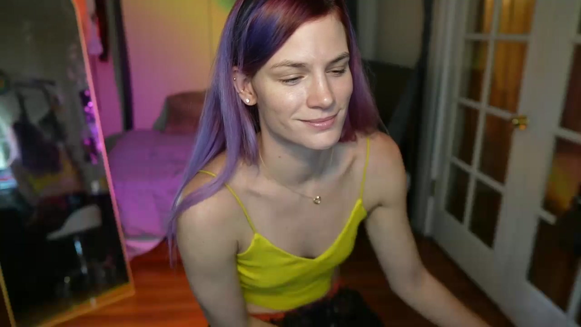 Gallery image thumbnail from Gia_Bday's myfreecams stream on, 08/29/2023, 22:23 image 16 of 20