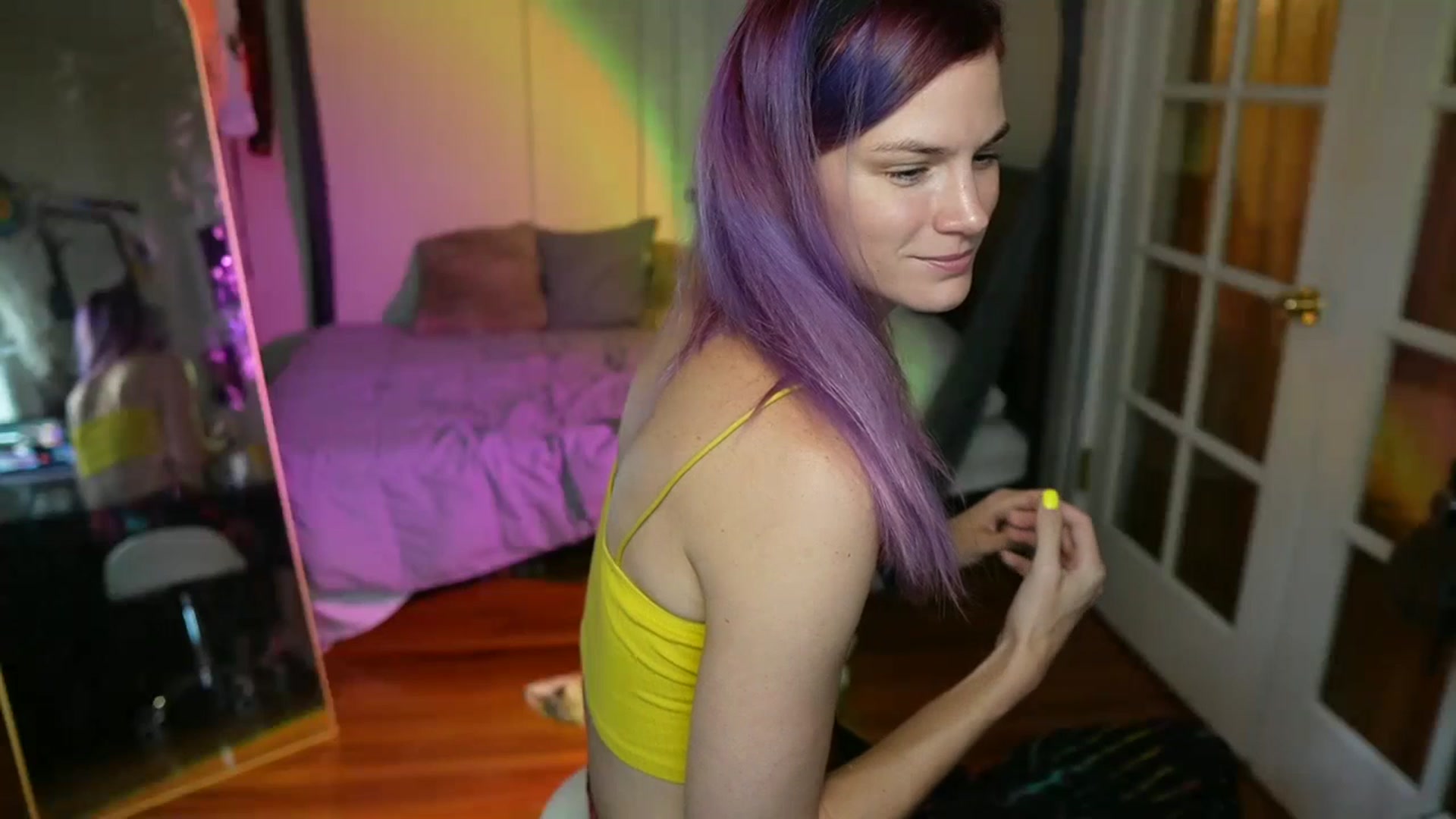 Gallery image thumbnail from Gia_Bday's myfreecams stream on, 08/29/2023, 22:23 image 15 of 20
