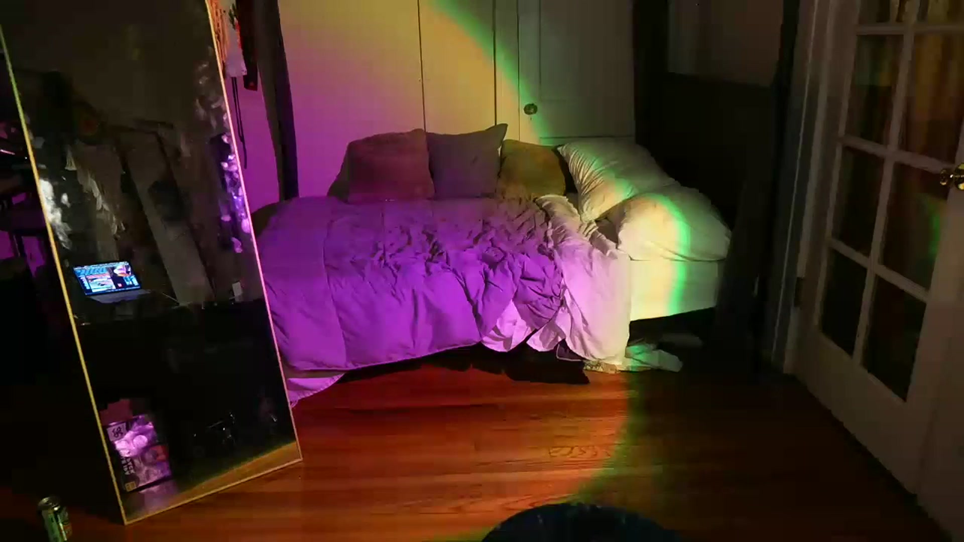 Gallery image thumbnail from Gia_Bday's myfreecams stream on, 08/30/2023, 04:15 image 19 of 20