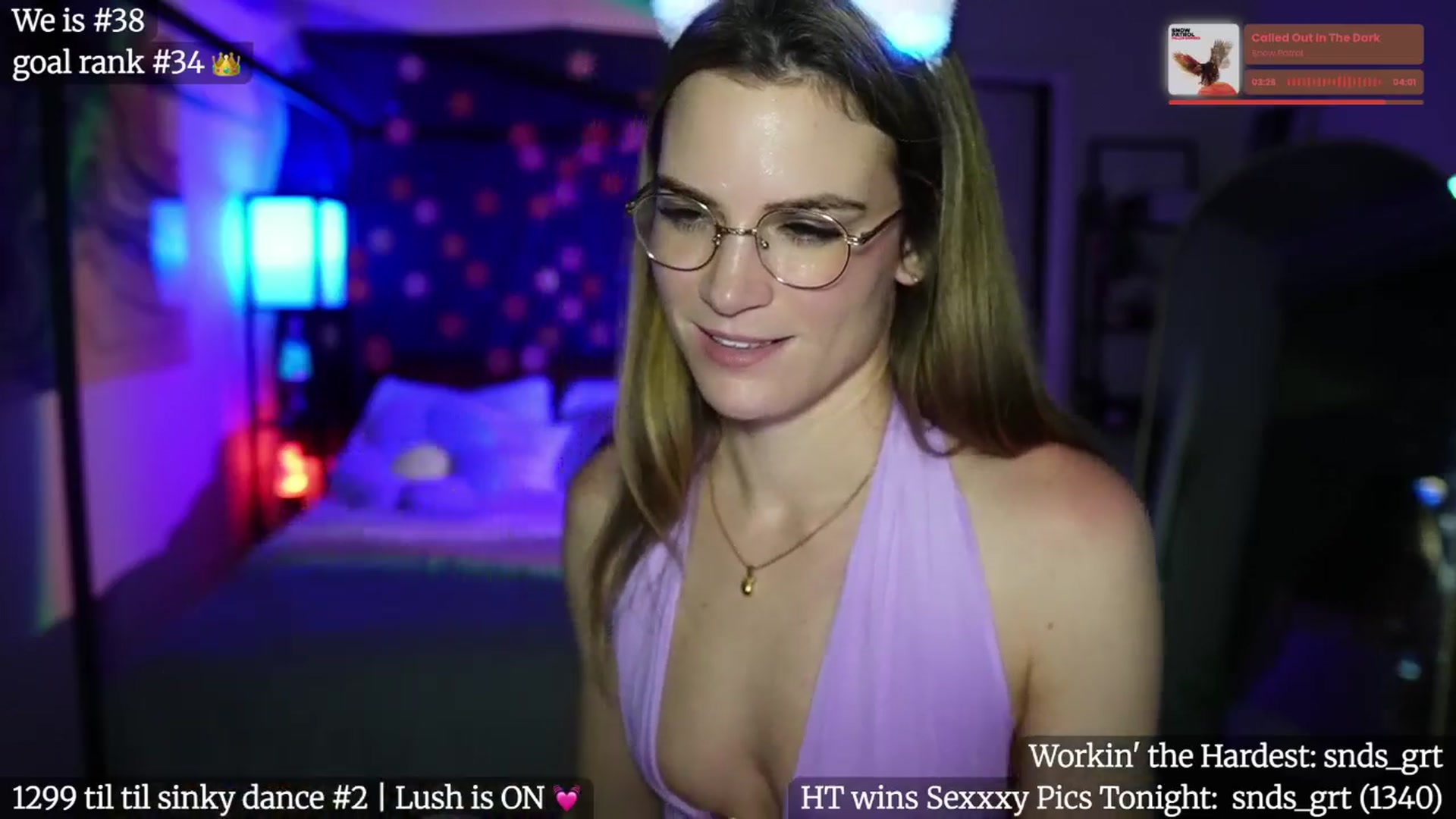 Gallery image thumbnail from Gia_Bday's myfreecams stream on, 08/20/2025, 04:43 image 6 of 20