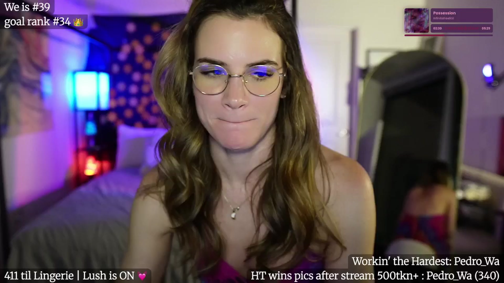 Gallery image thumbnail from Gia_Bday's myfreecams stream on, 08/28/2025, 04:10 image 9 of 20