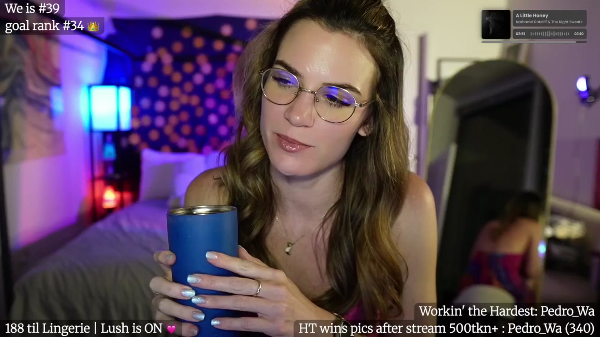 Gallery image thumbnail from Gia_Bday's myfreecams stream on, 08/28/2025, 04:10 image 11 of 20