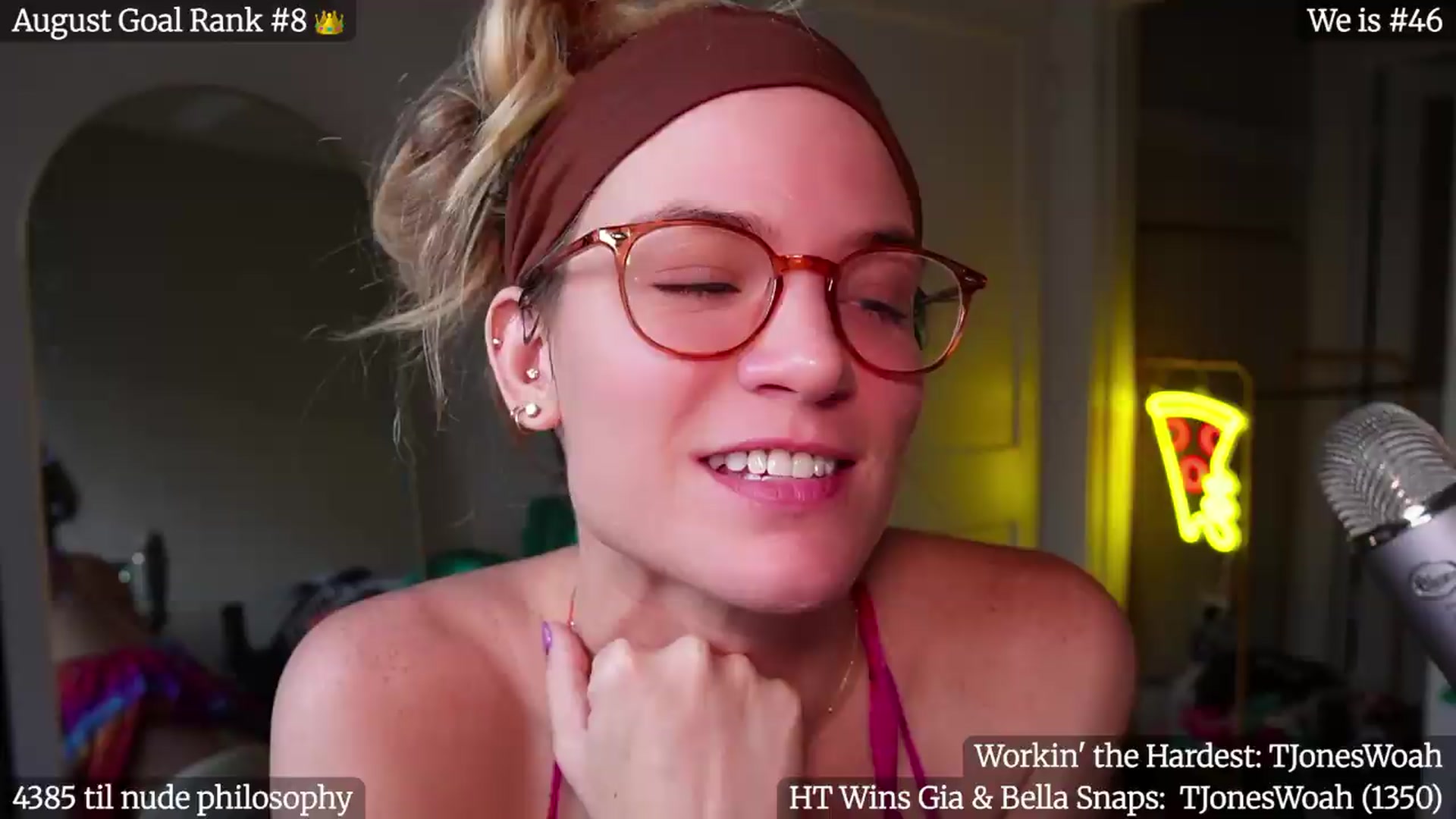 Gallery image thumbnail from Gia_Bday's myfreecams stream on, 08/25/2026, 24:01 image 16 of 20