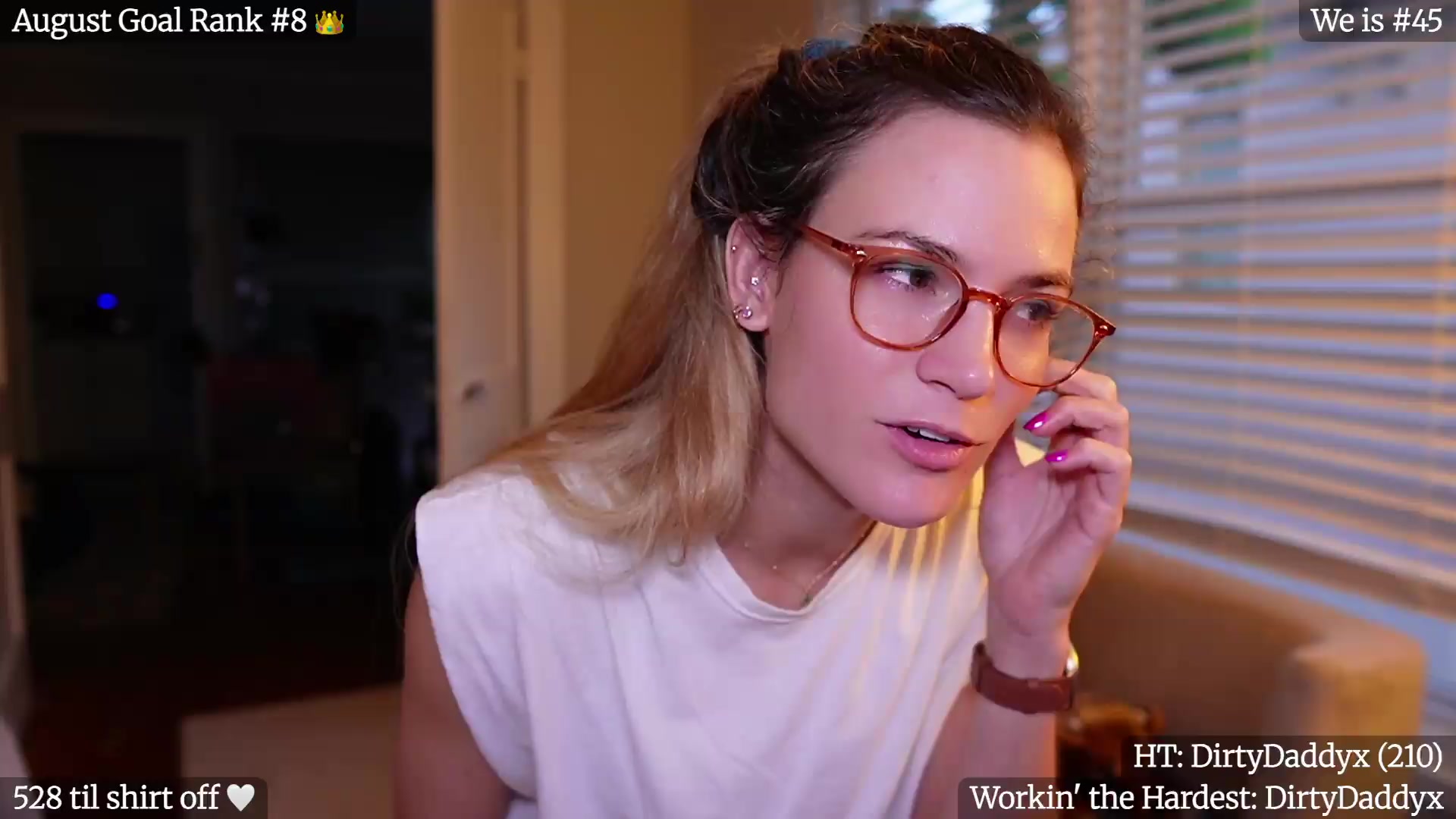 Gallery image thumbnail from Gia_Bday's myfreecams stream on, 08/29/2026, 23:53 image 17 of 20
